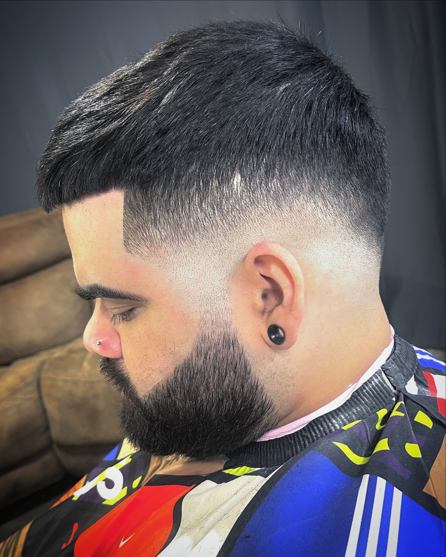 Bomby the barber