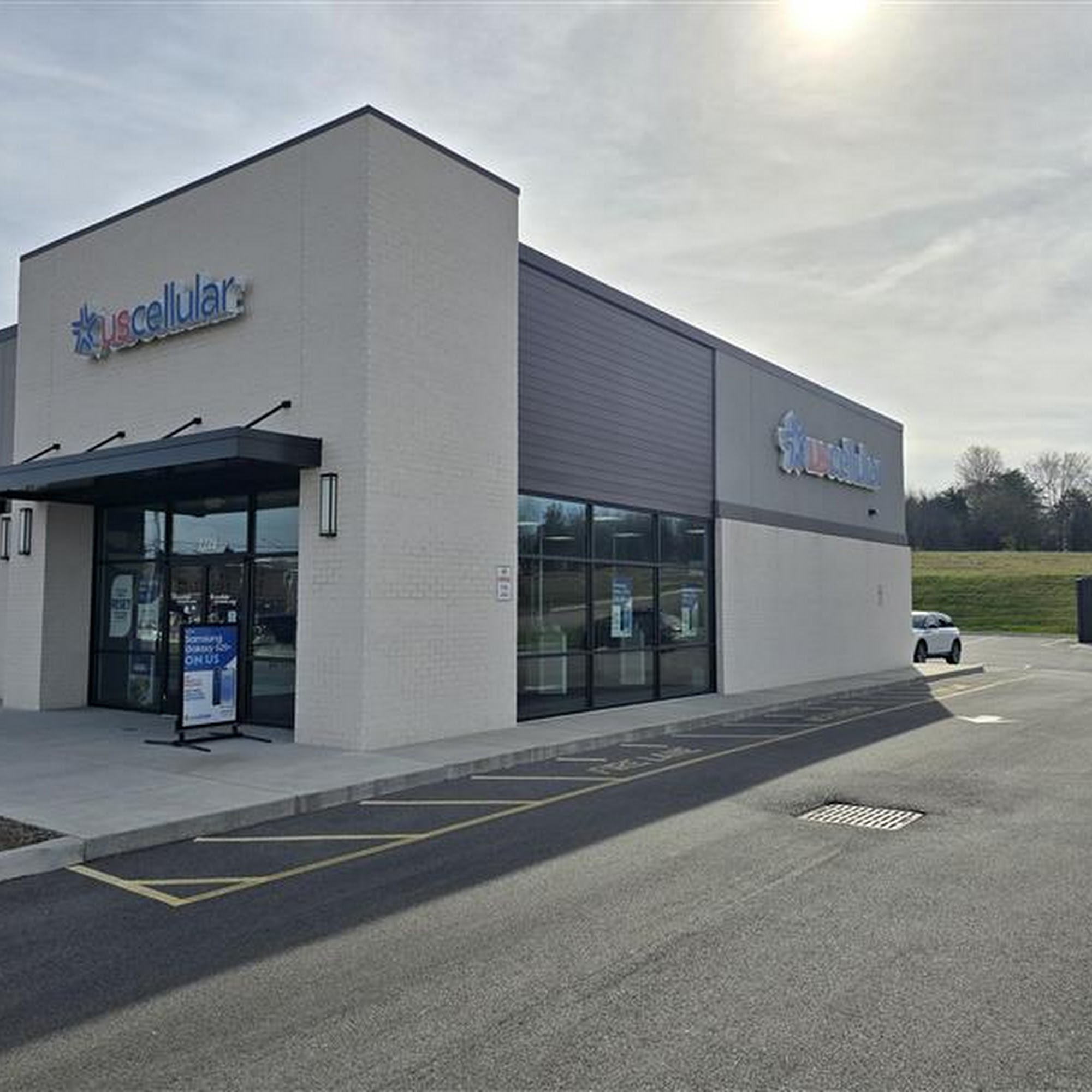 UScellular & T-Mobile Authorized Retailer Clinton