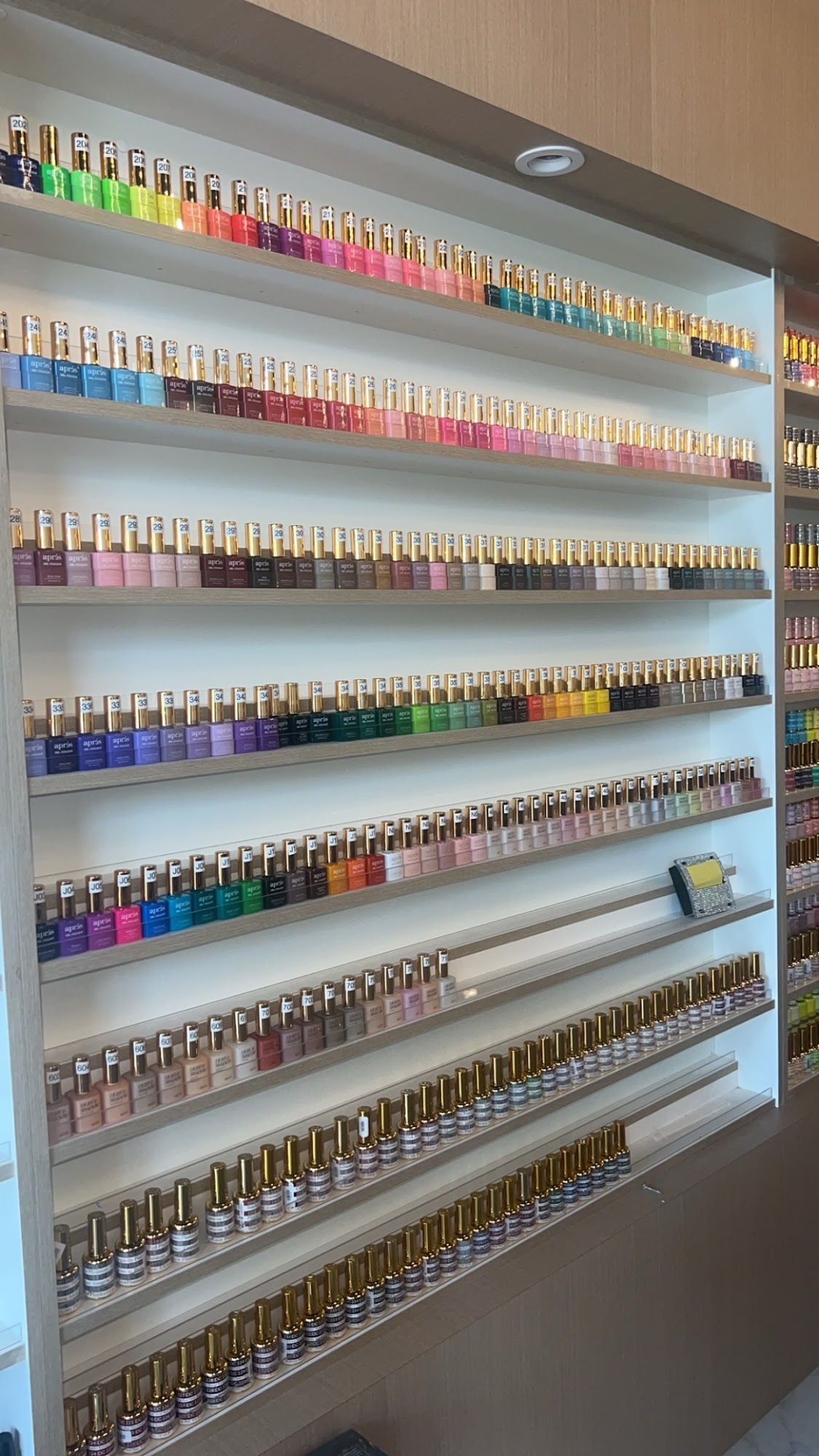 NailVibe Cool Springs