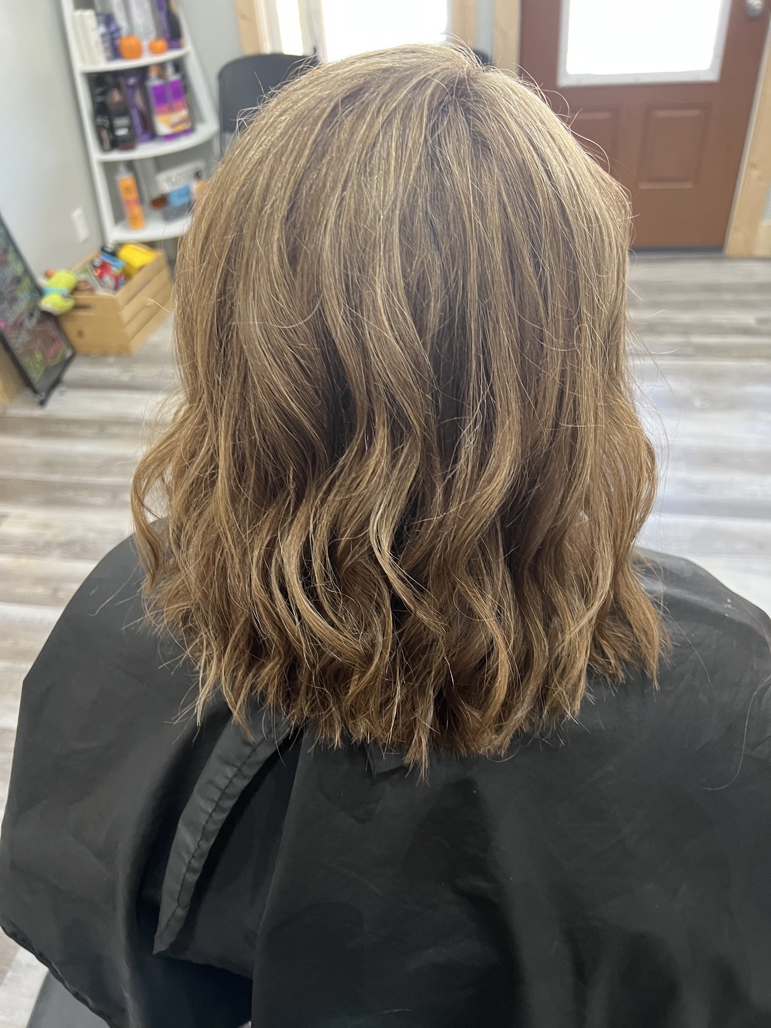 Alana's Hair Shop 215 Old Creek Rd, Gainesboro Tennessee 38562