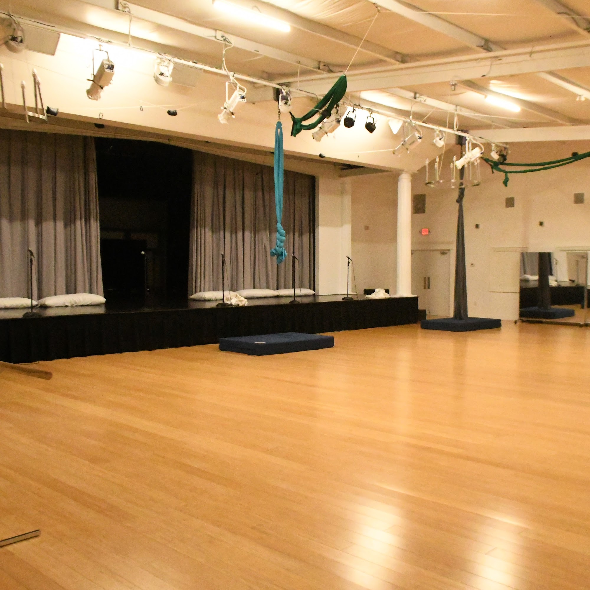 CenterStage Performing Arts Academy 250 Hancock St, Gallatin Tennessee 37066