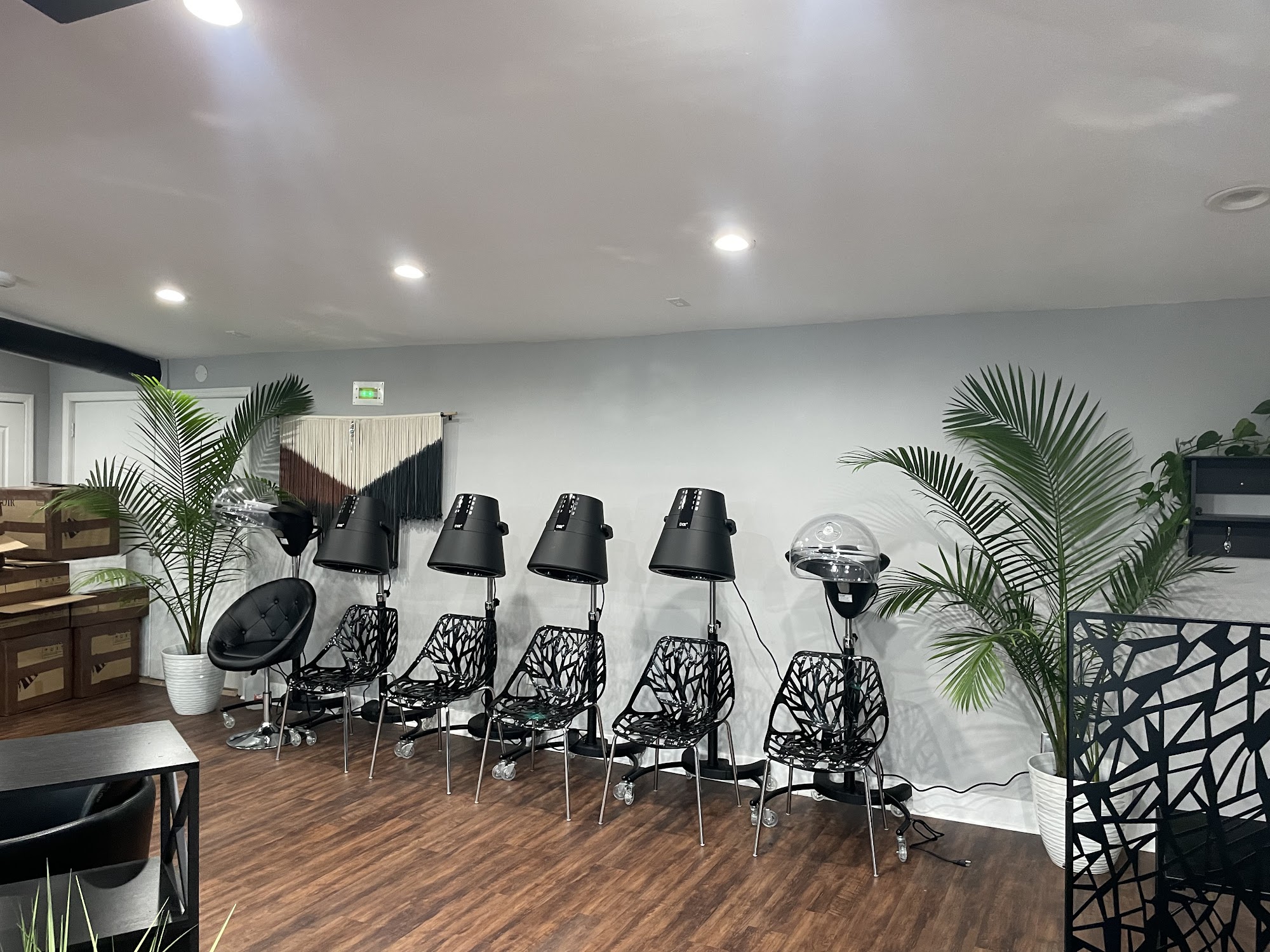 AHBEAUTY COMPANY 5519 TN-153 #1, Hixson Tennessee 37343