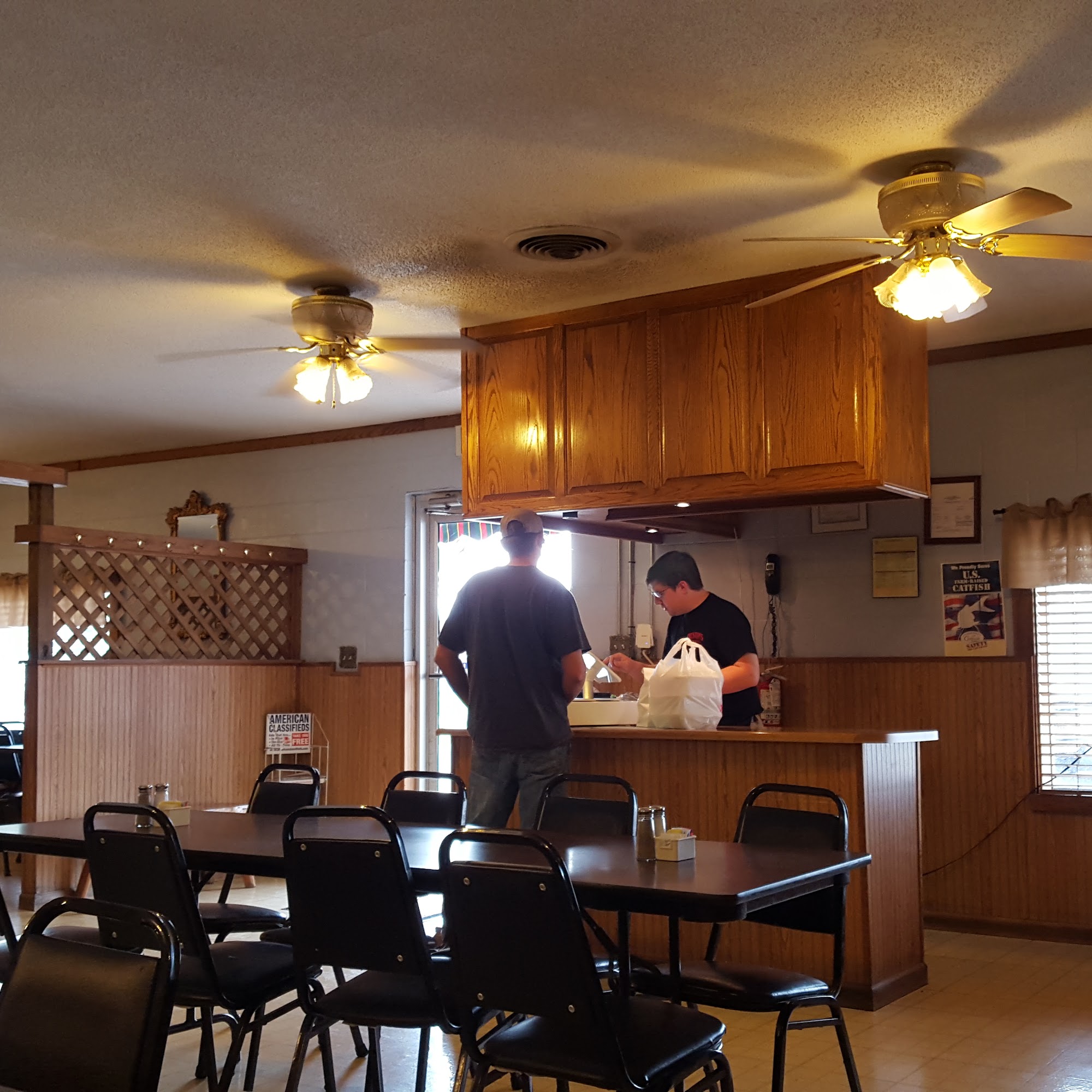 Preston's Restaurant Leoma