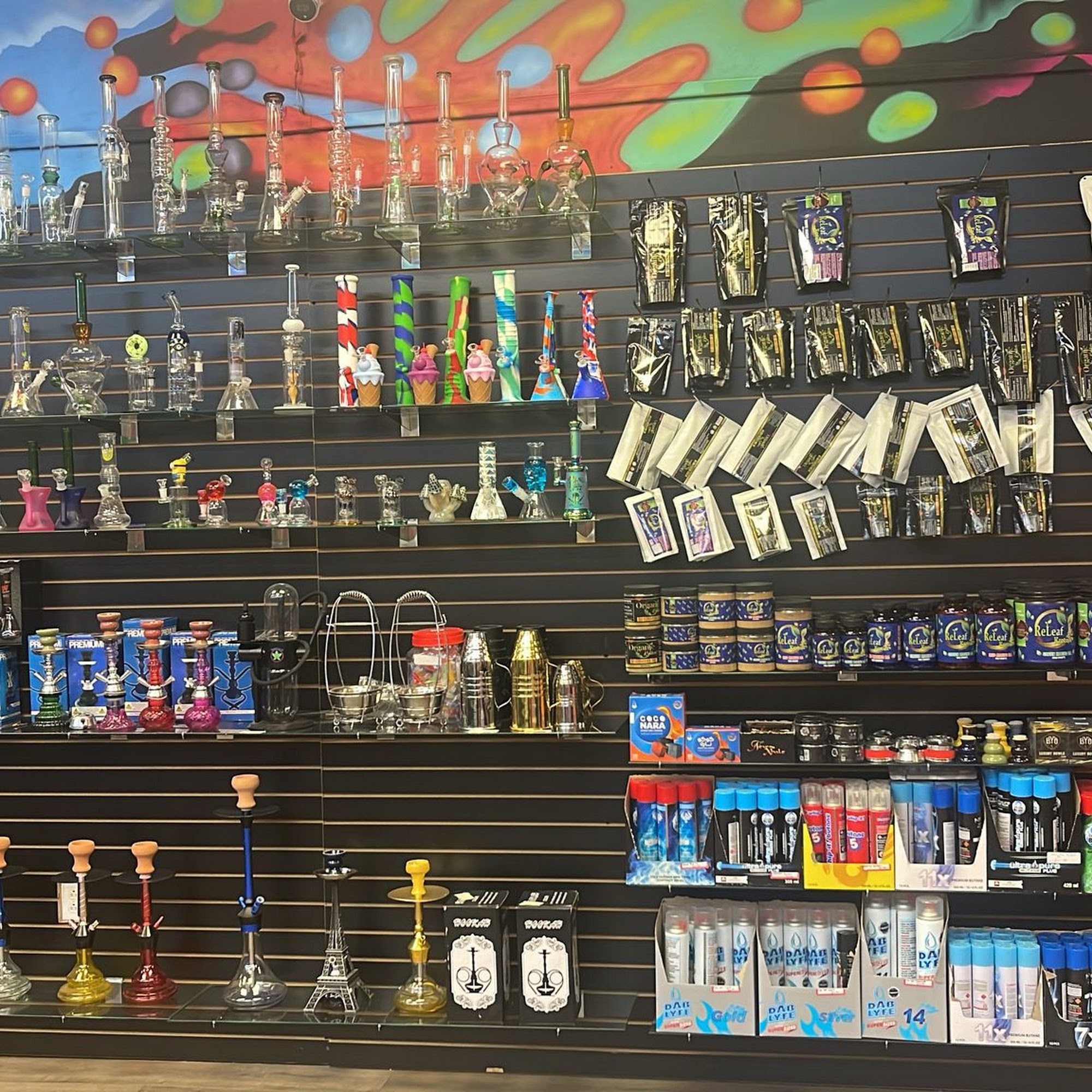 elf bar vape uk Florida AG announces 'largest seizure of illegal vapes' in West Florida,  Panhandle history main image 0
