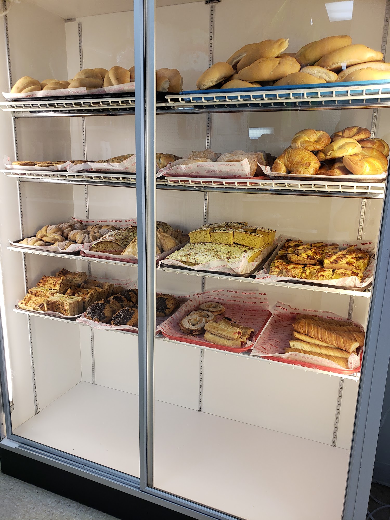 Panaderia La Ilucion #4 Menu