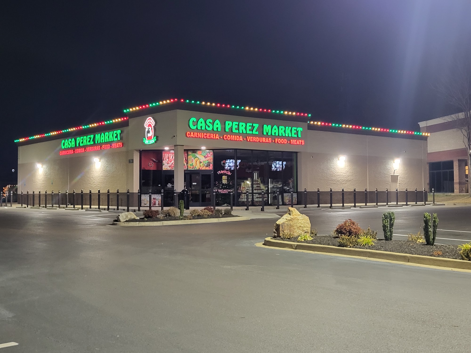 CASA PEREZ MARKET 2790 Kirby Whitten Rd, Memphis