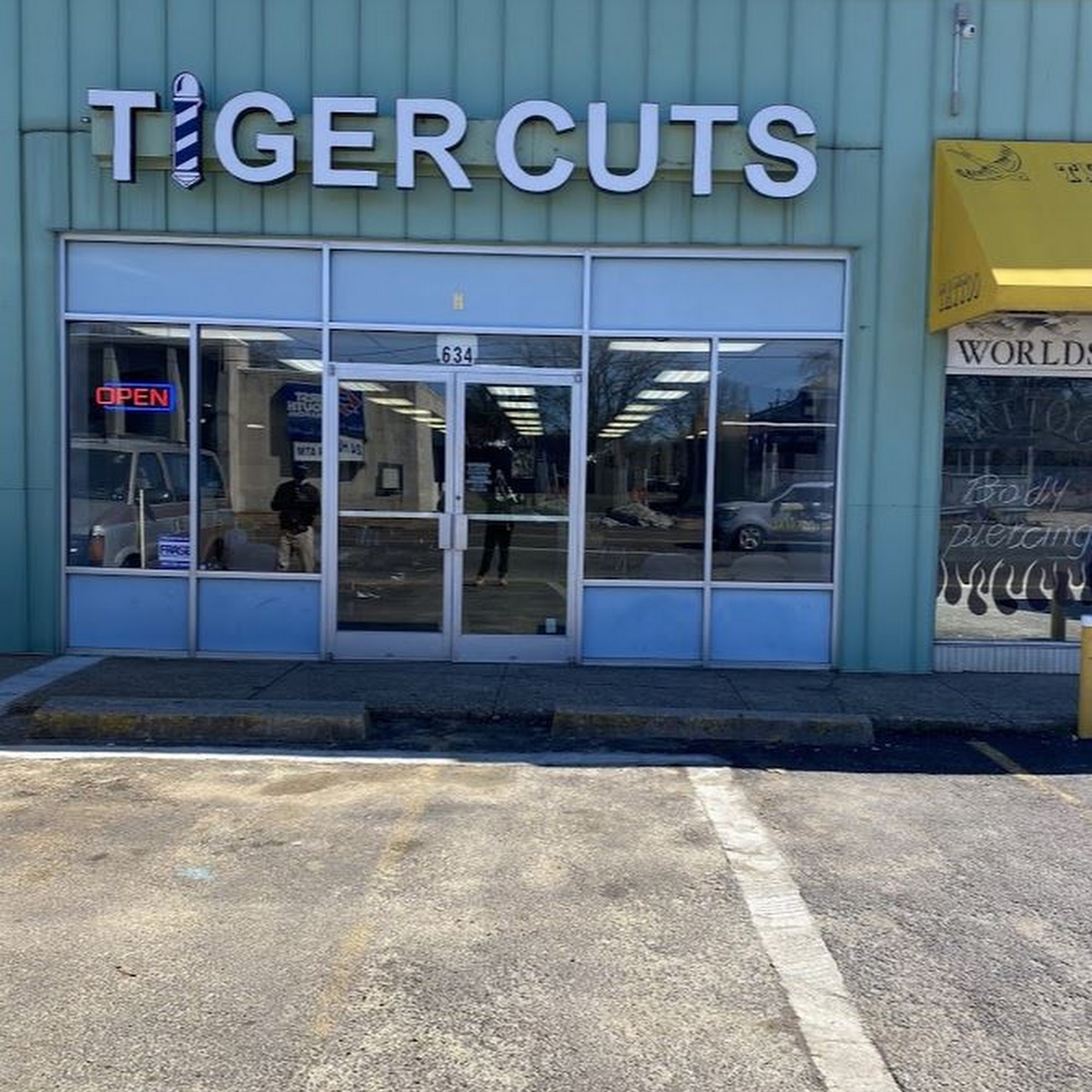 Tiger Cuts 634 S Highland St, Memphis Tennessee 38111