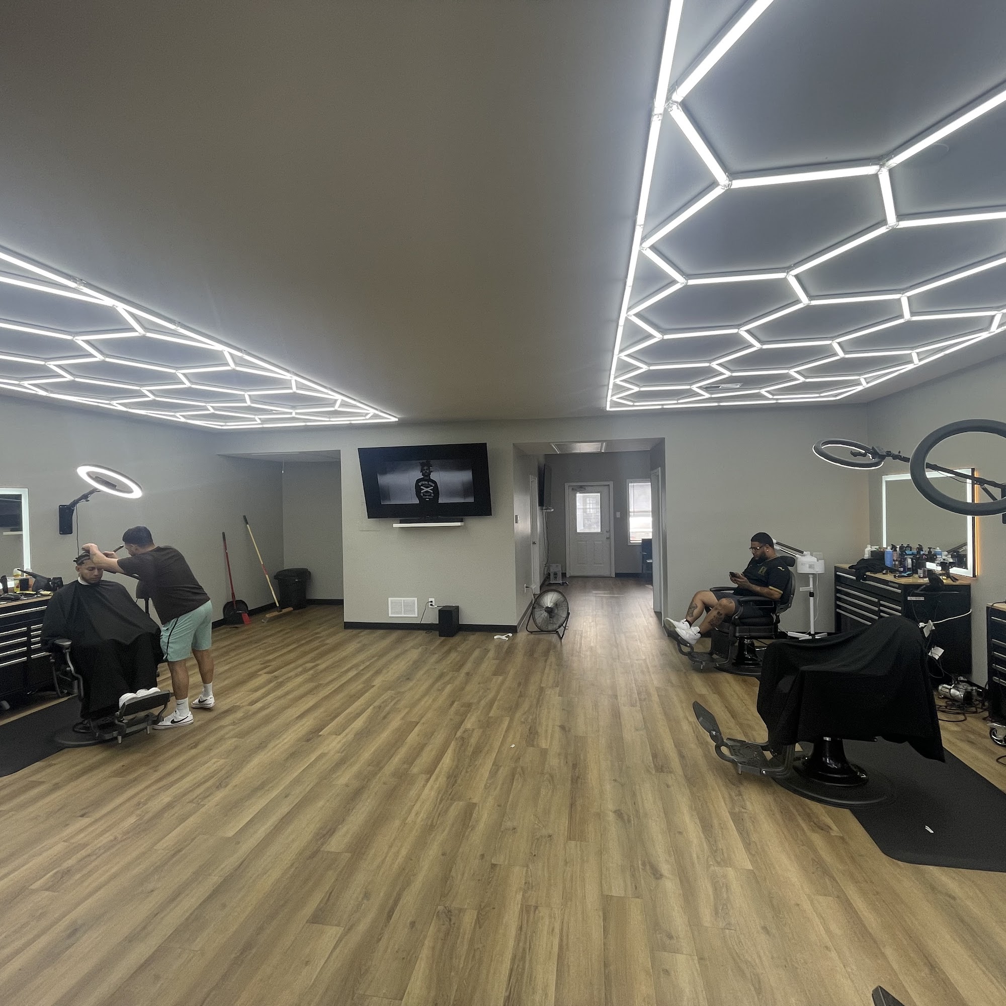 Born to Fade Barbershop