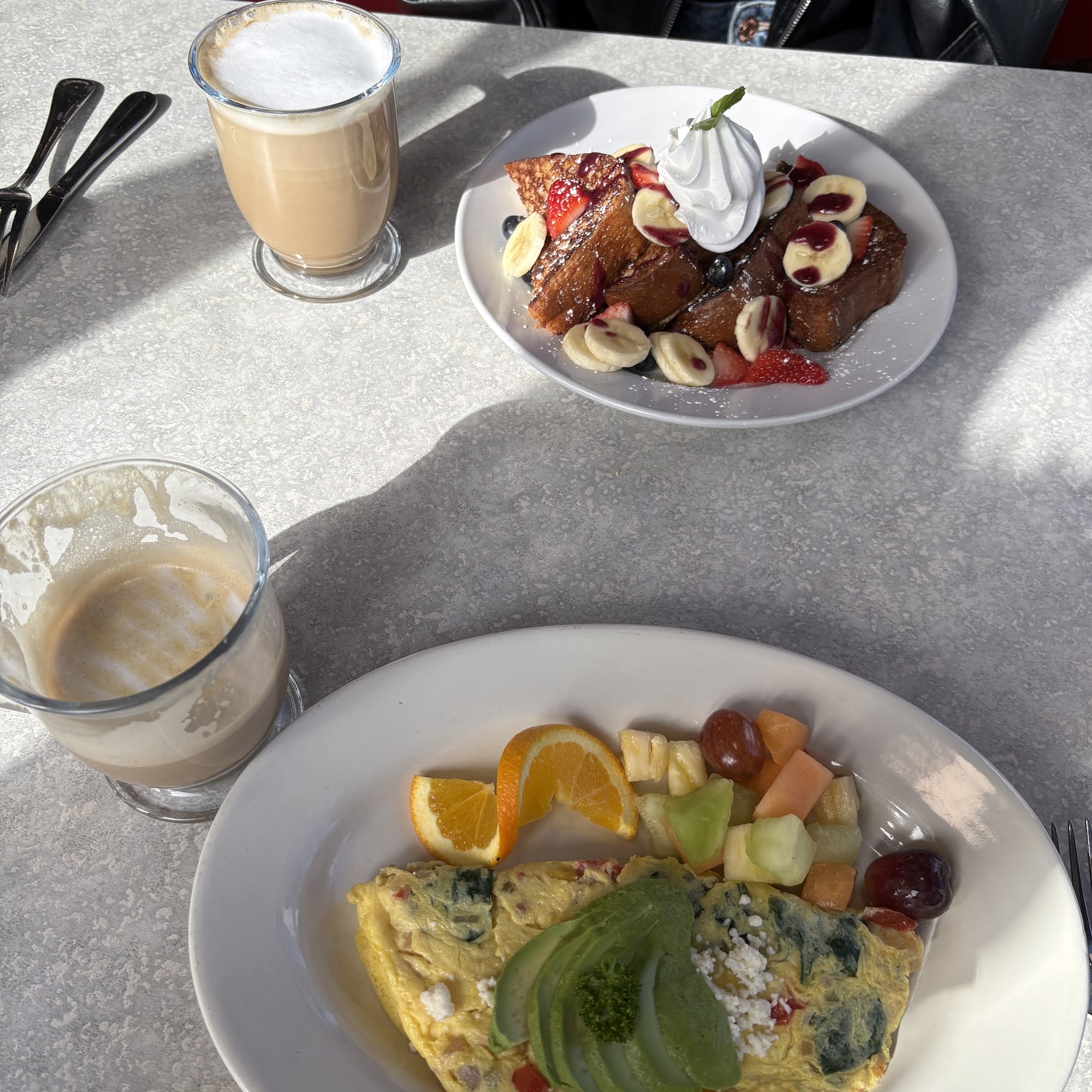 Three Mothers Cuisine & Bakery - West Murfreesboro