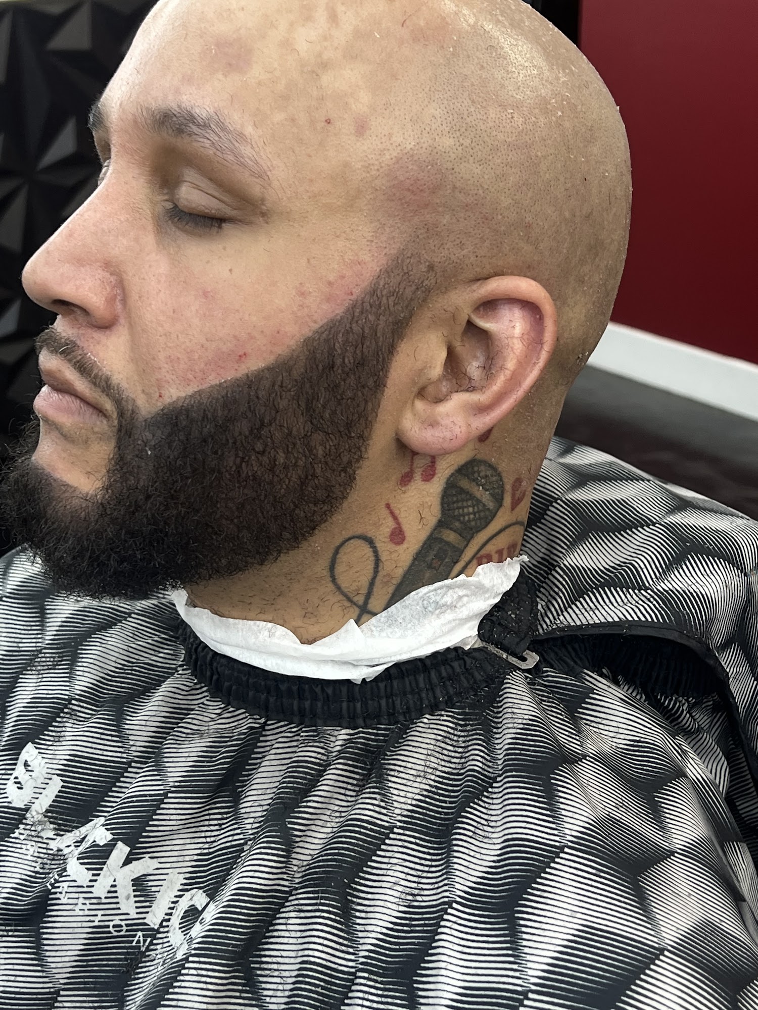 Corey Robinson @ executive beauty and barber