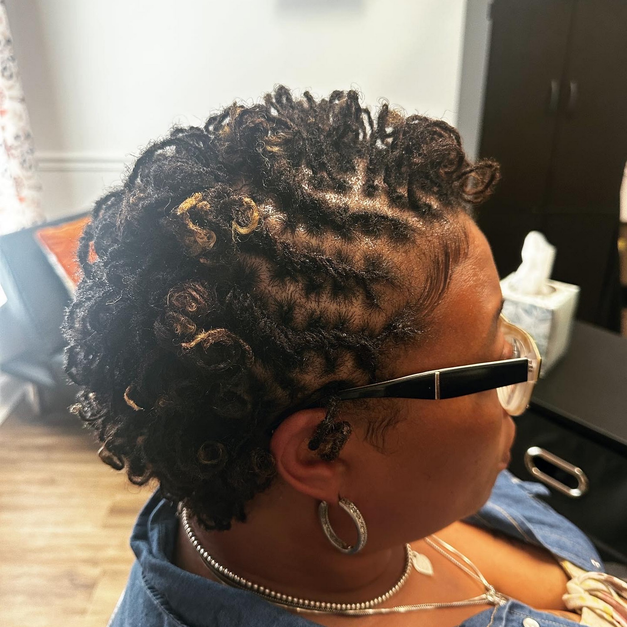 DreamLocs & Styles by Crissy, LLC 4015 Travis Dr Suite 100, Nashville Tennessee 37211