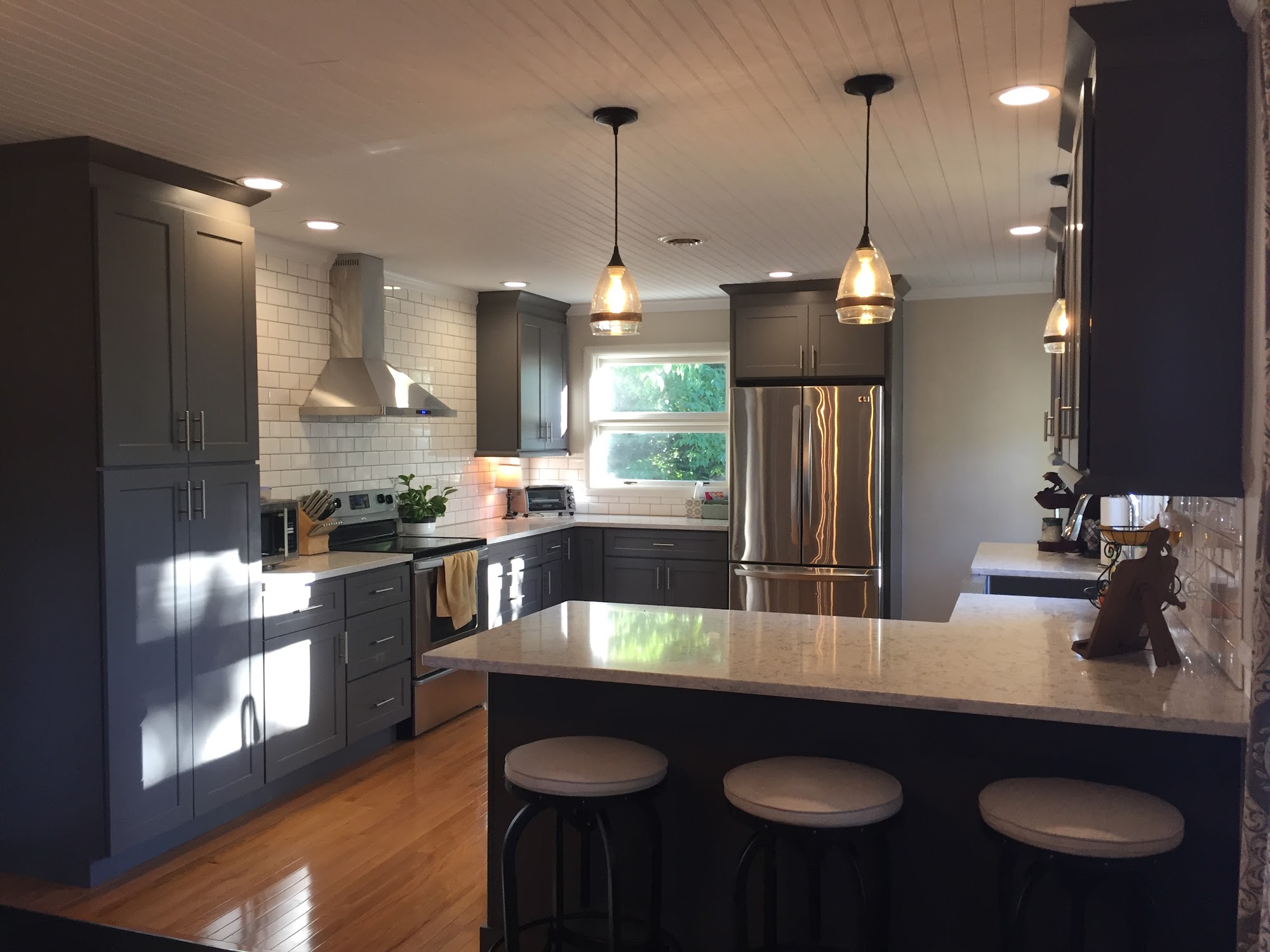 Absolute Granite & Cabinetry