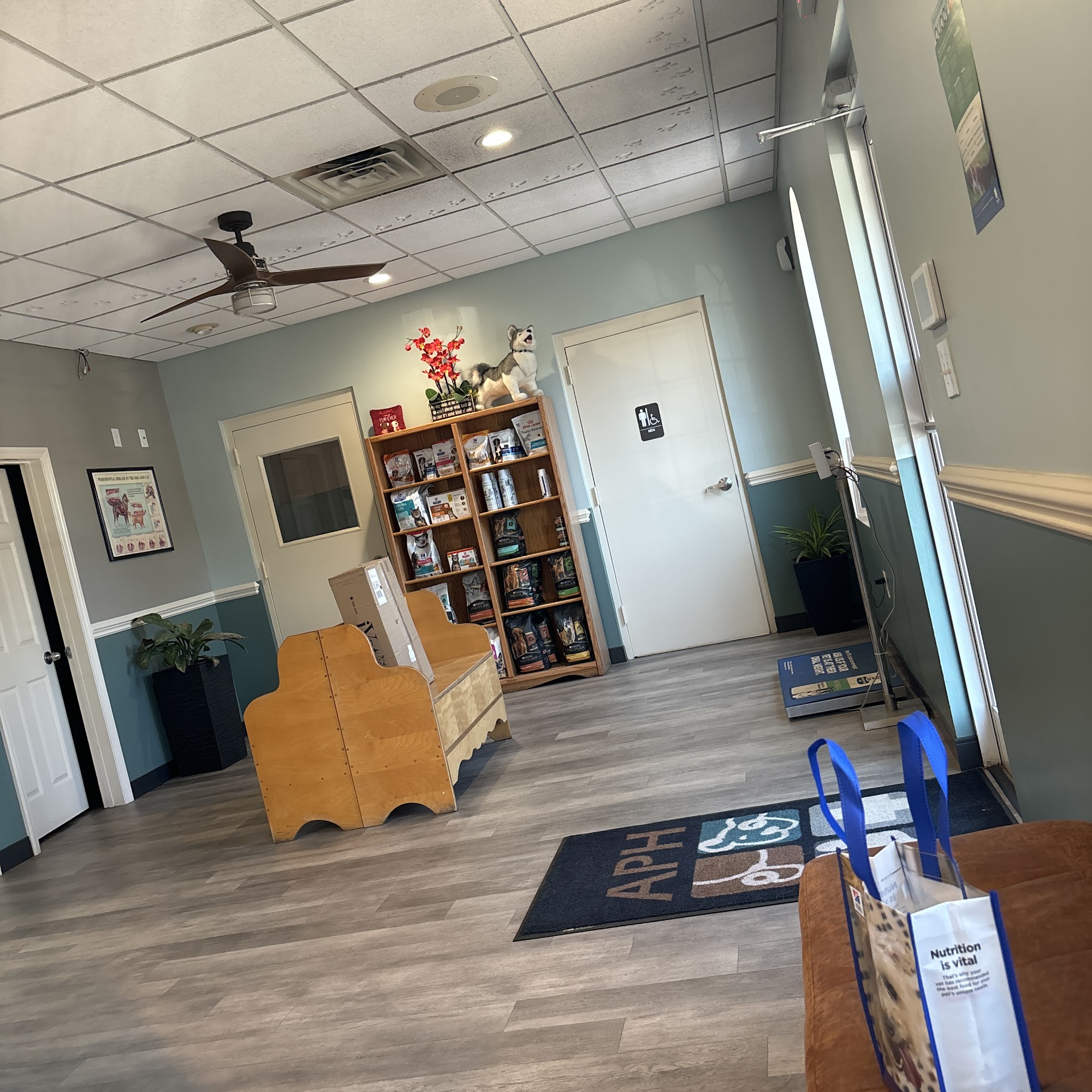 Academy Mobile Pet Clinic