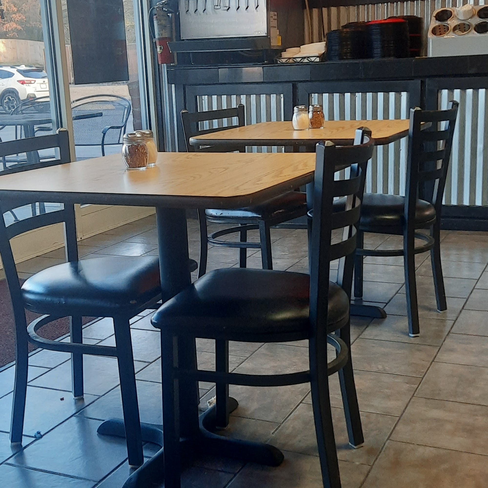 Snappy Tomato Pizza Seymour