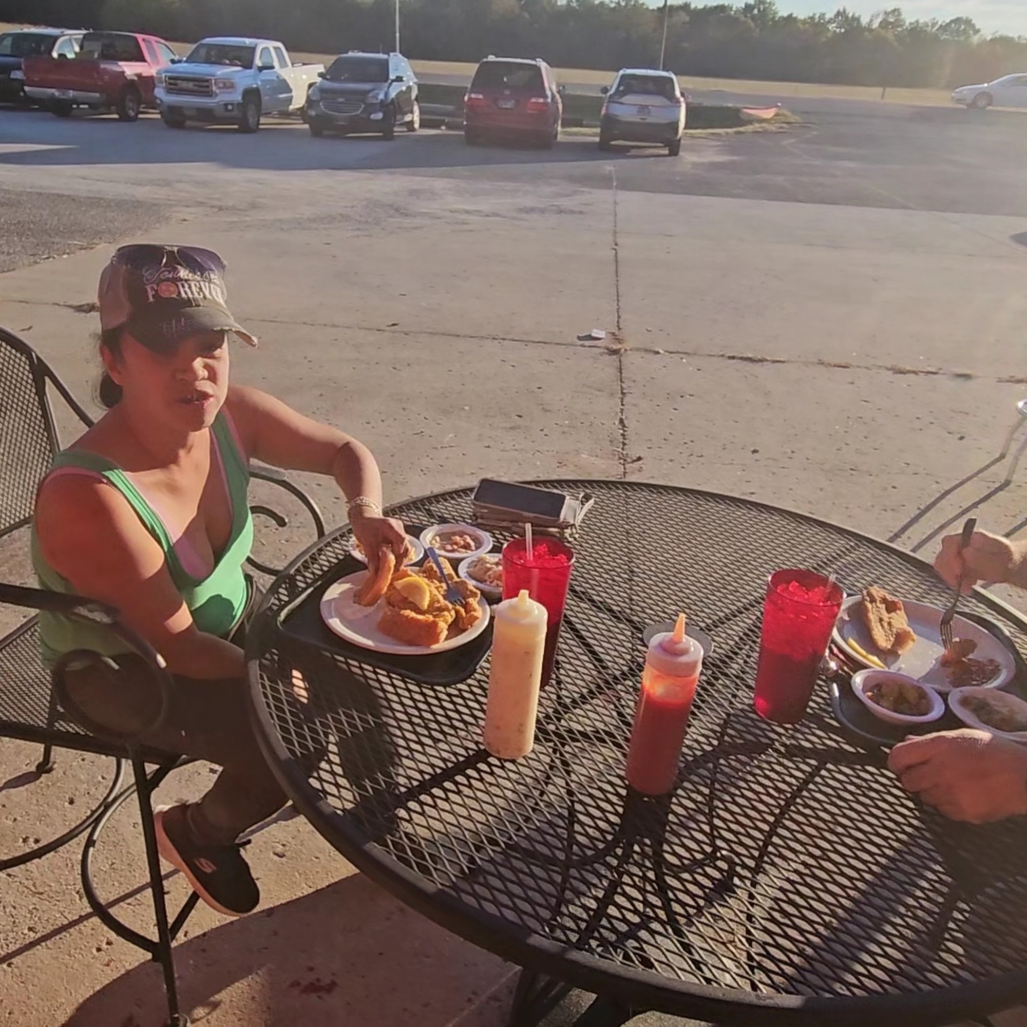 Morning Glory CatFish in Shelbyville Shelbyville