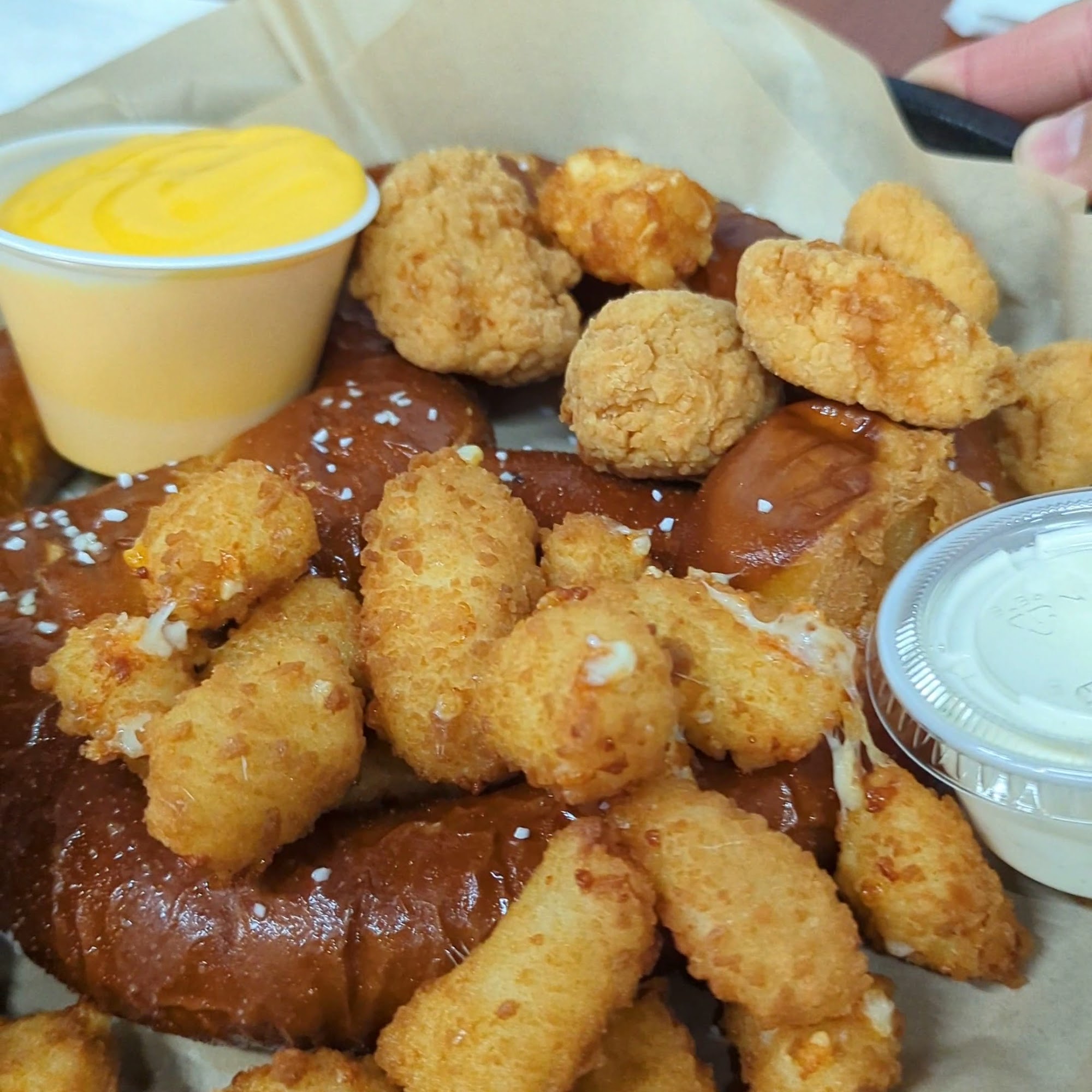 Frank’s At Cane Hollow RV Park & Convenience Store Sparta