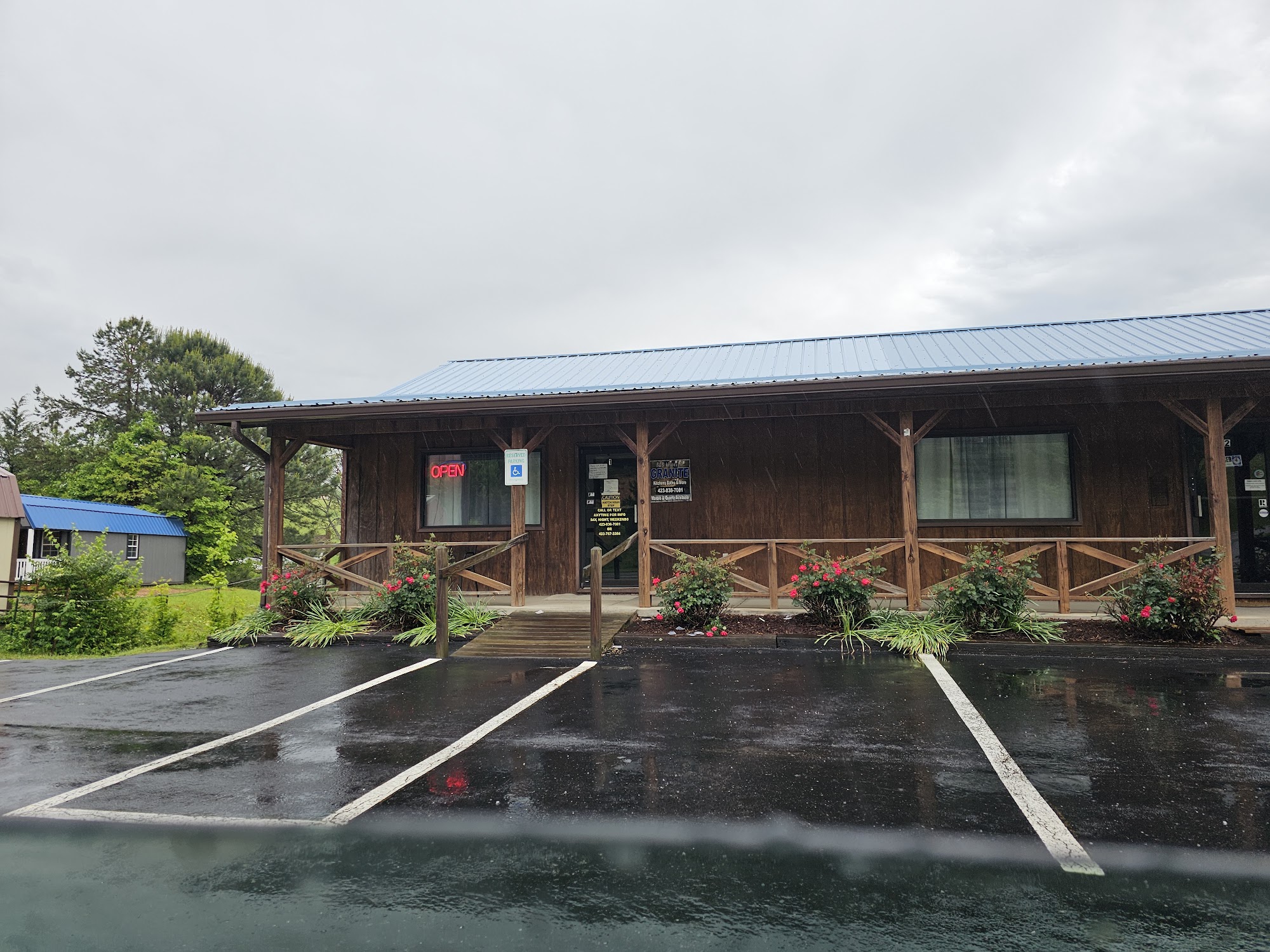 Country & Town Realty