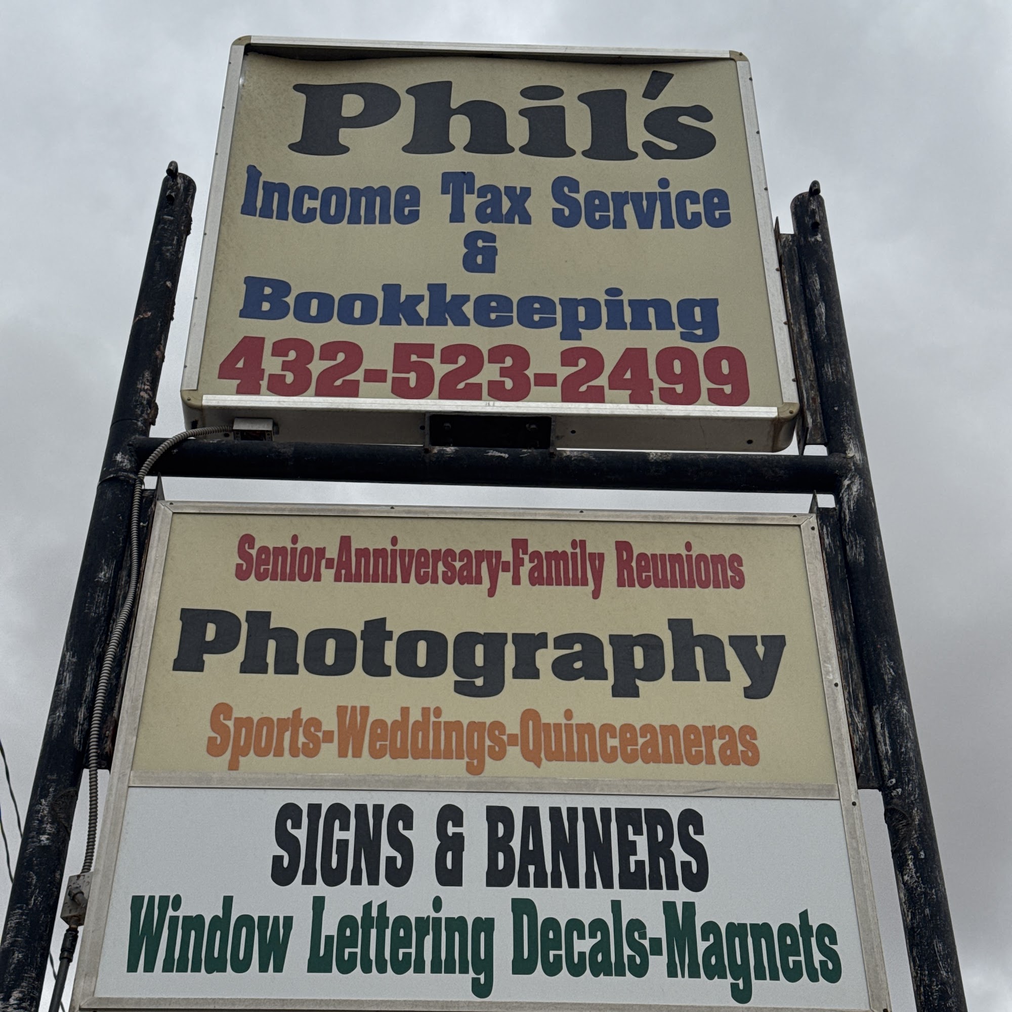 Phil's Photography & Design 205 W Broadway St, Andrews Texas 79714