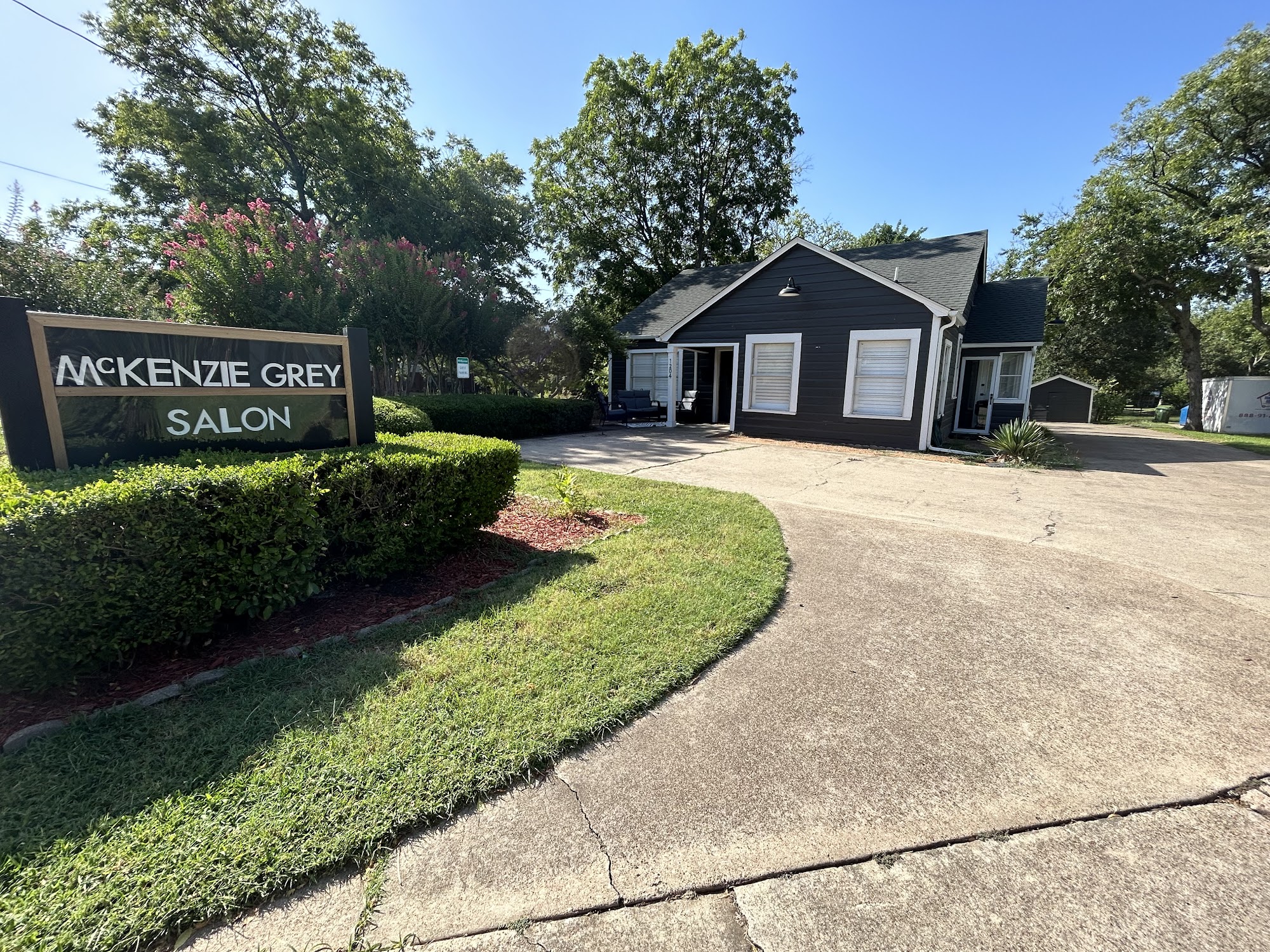 Mckenzie Grey Salon 1204 W Abram St, Arlington Texas 76013