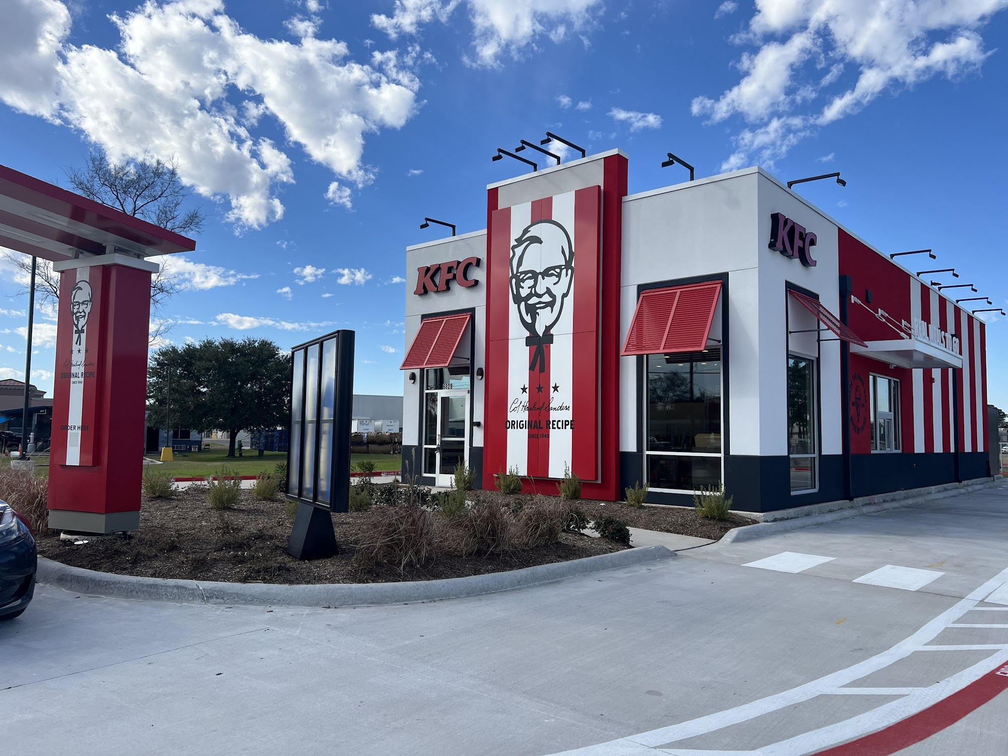 KFC 6829 Atascocita Road, Humble, TX 77346