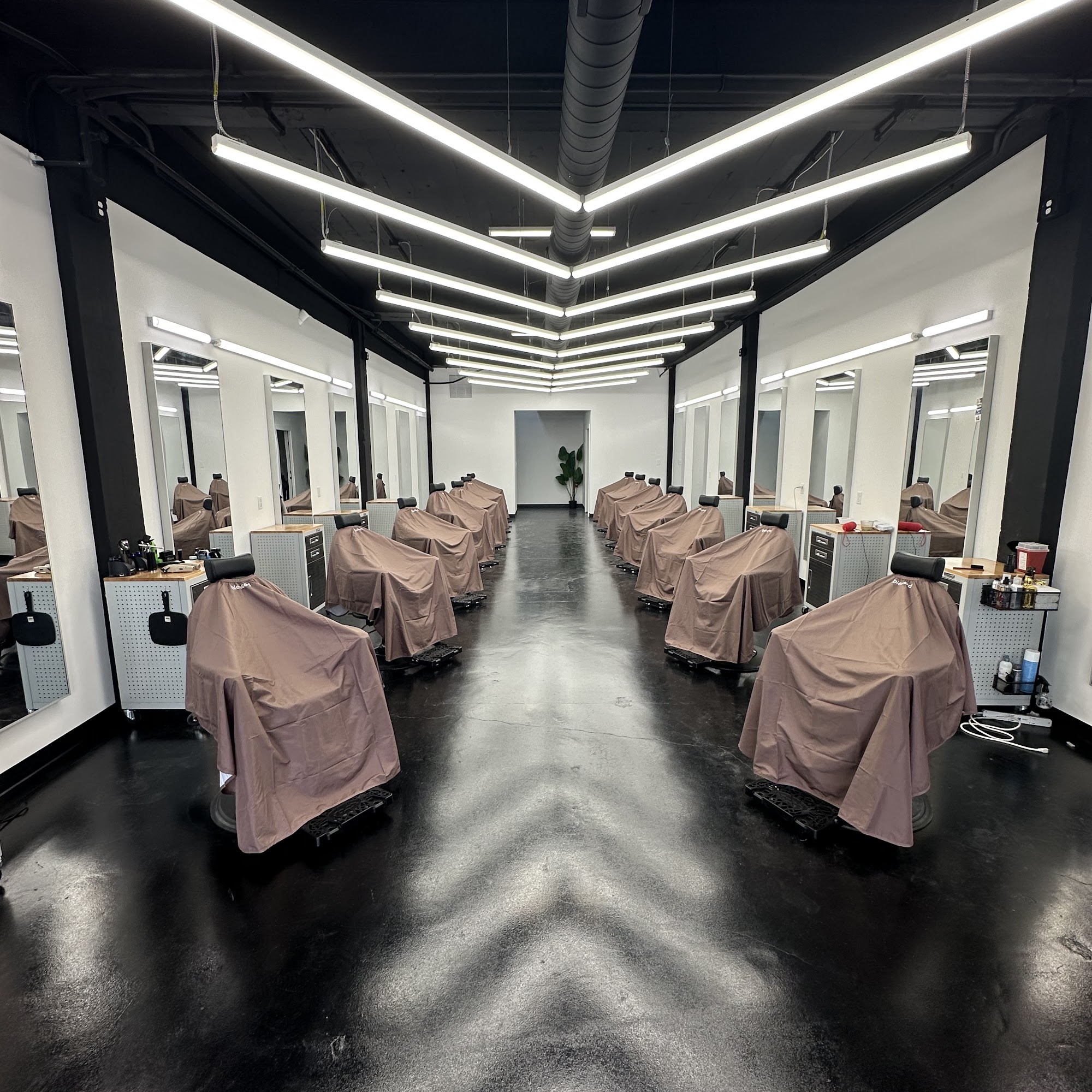 QQ Barbershop North Lamar