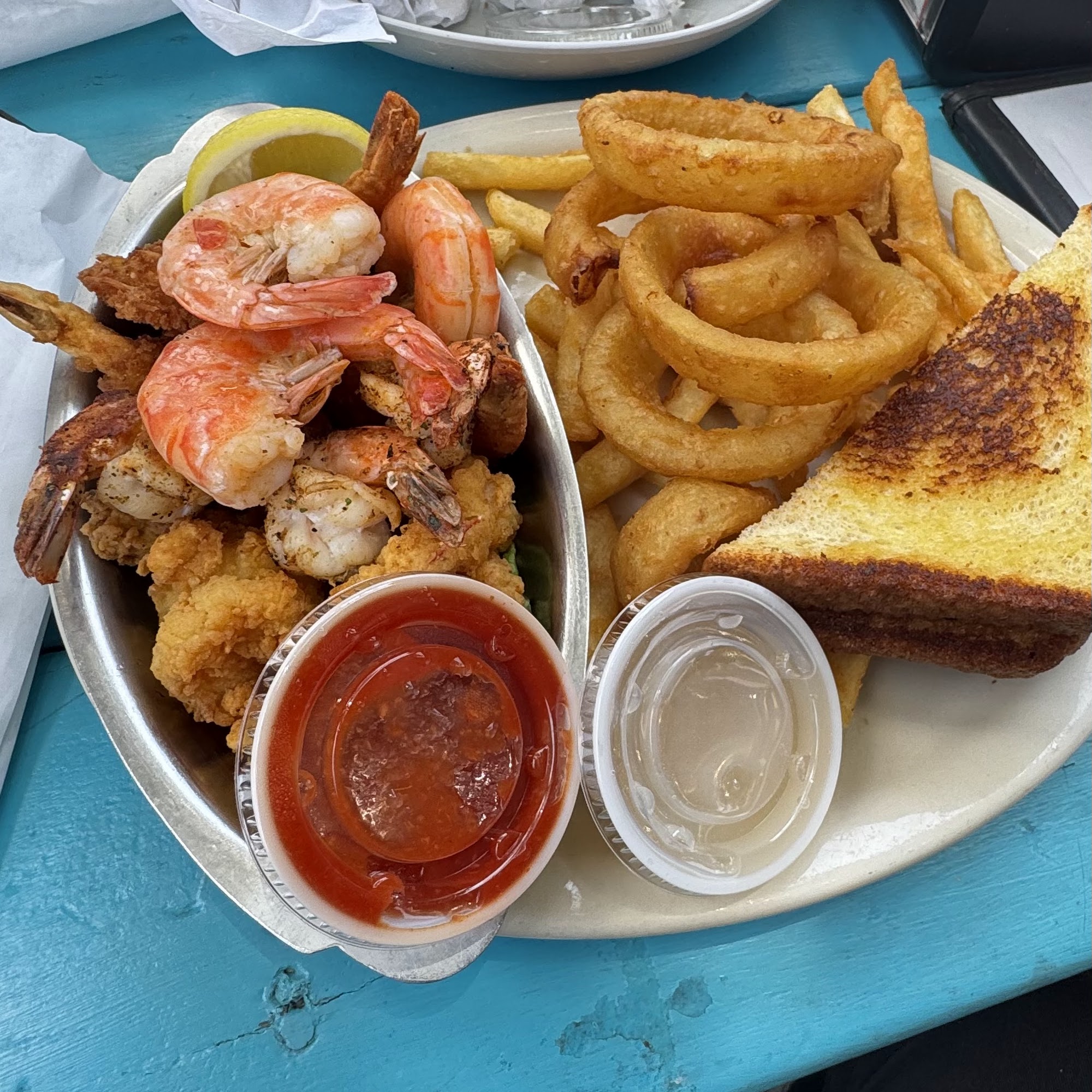 Noah's Ark Restaurant & Palapa Bar Bacliff