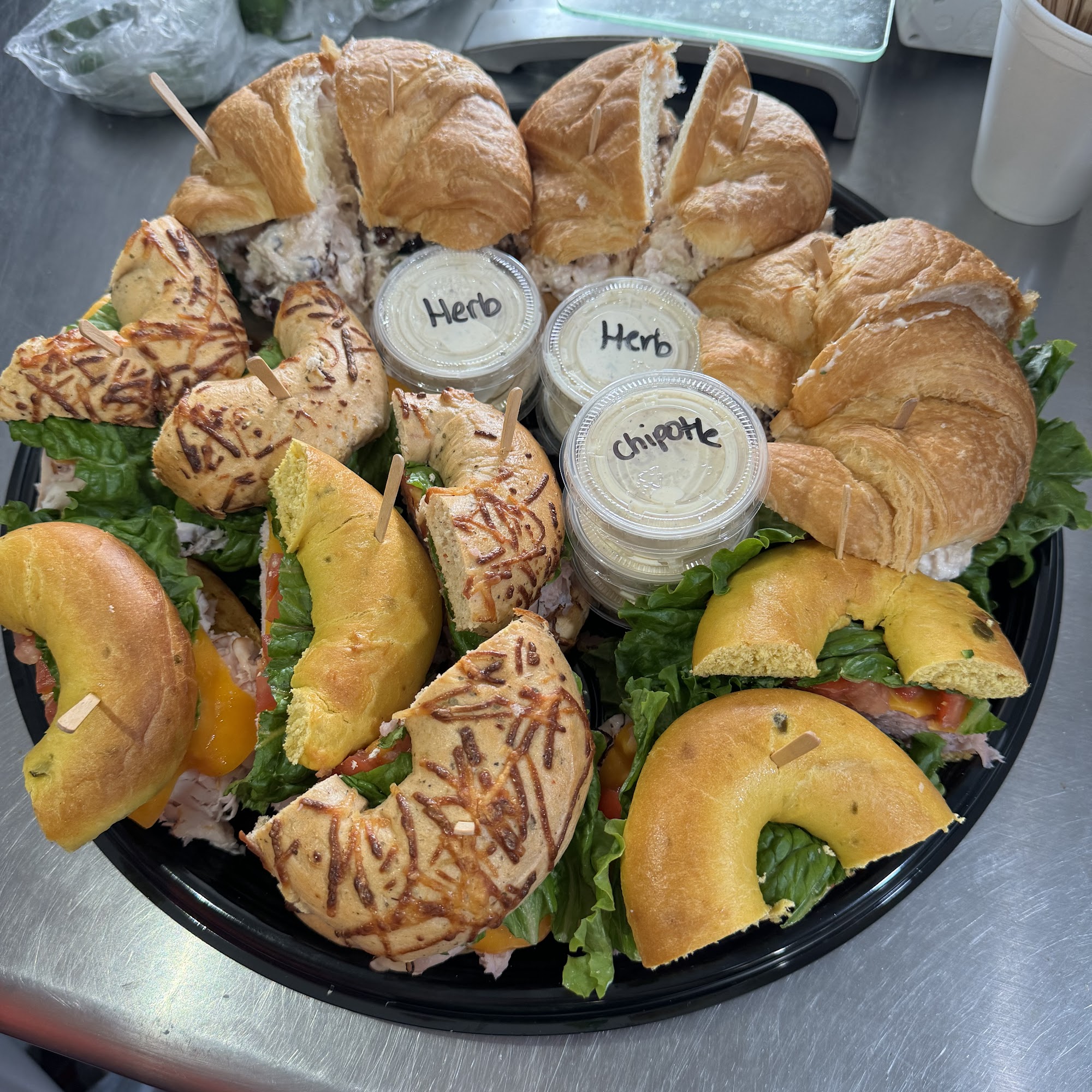 CRAVE 613 N Cedar St, Borger