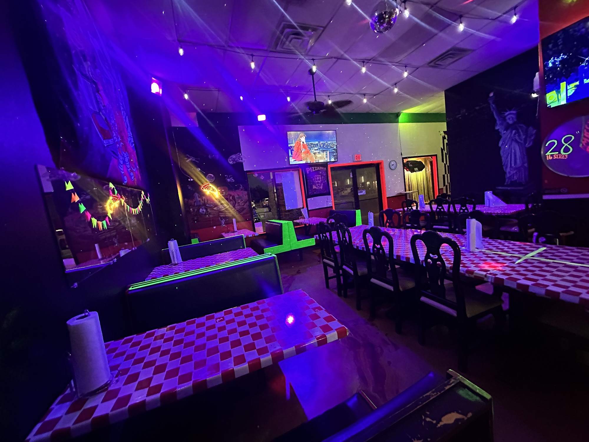 Louie & Eric’s New York Pizzeria Brownsville