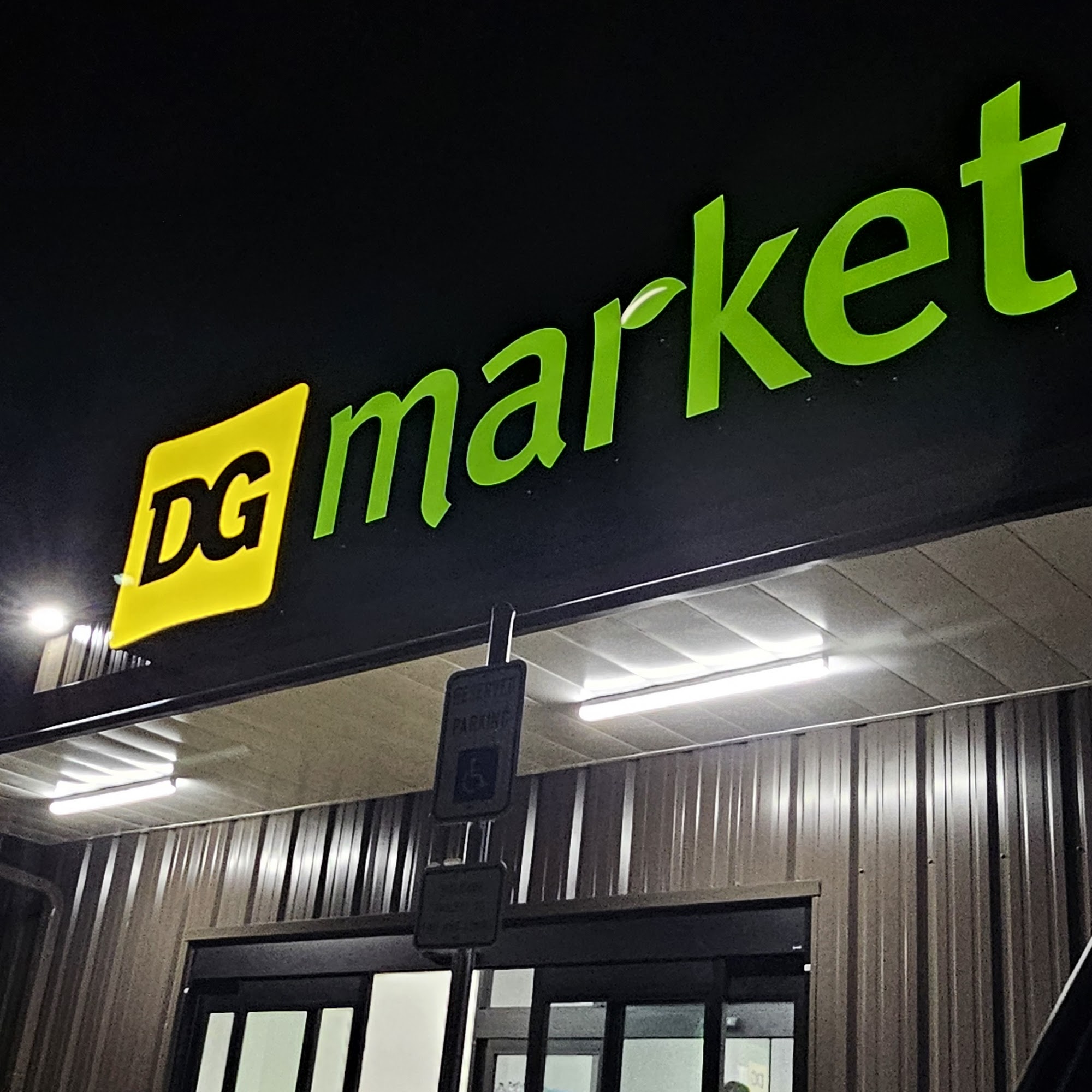 DG Market Brownsville