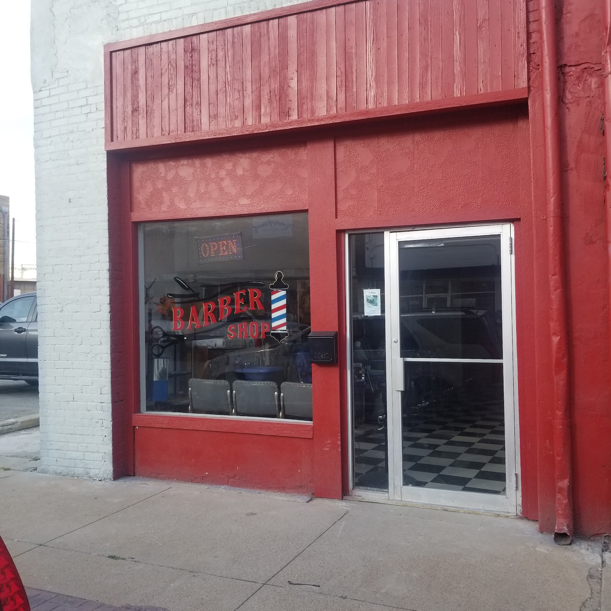 George & Ingram Barber Shop