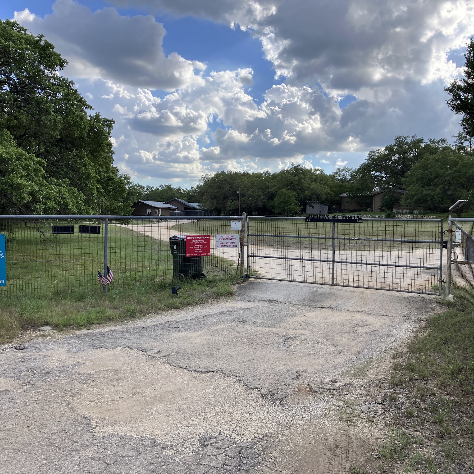 Melody's Pet Ranch Bulverde