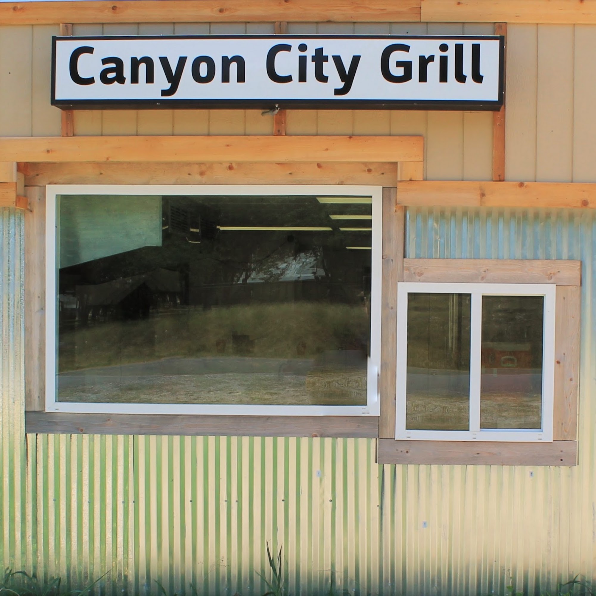 Canyon City Grill Canyon Lake