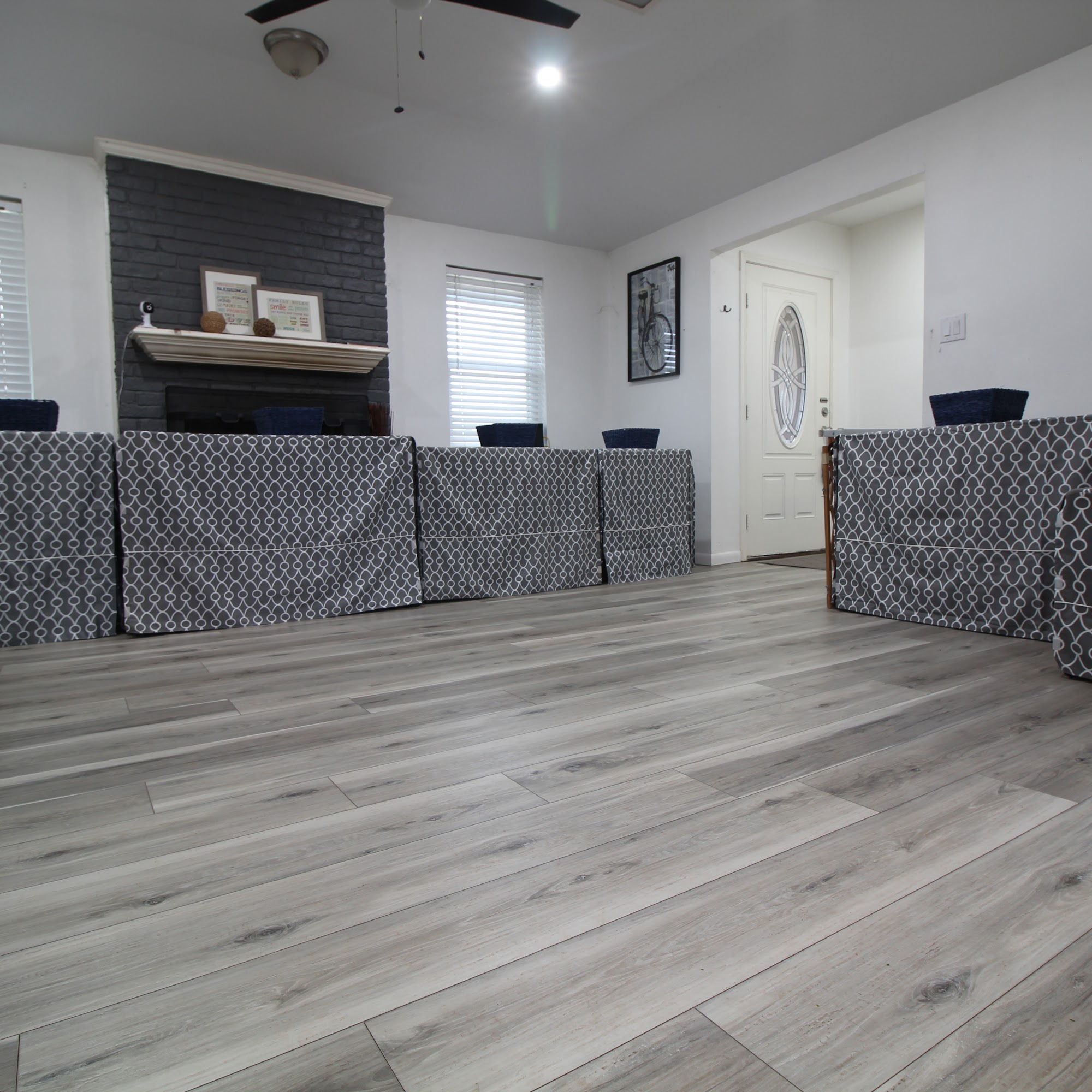 Dogs' Purpaws, LLC Carrollton