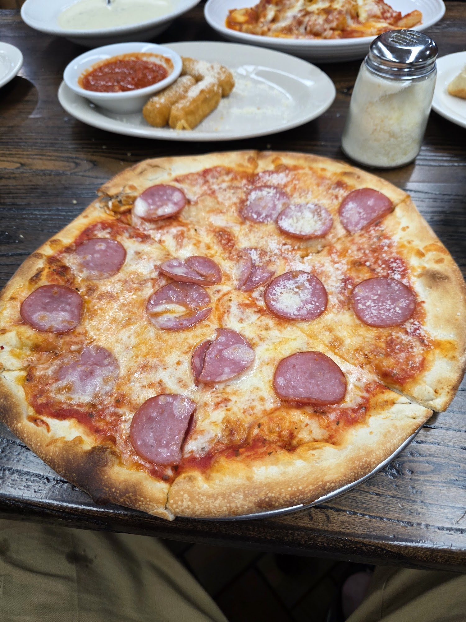 Val's Italian Restaurant & Pizza