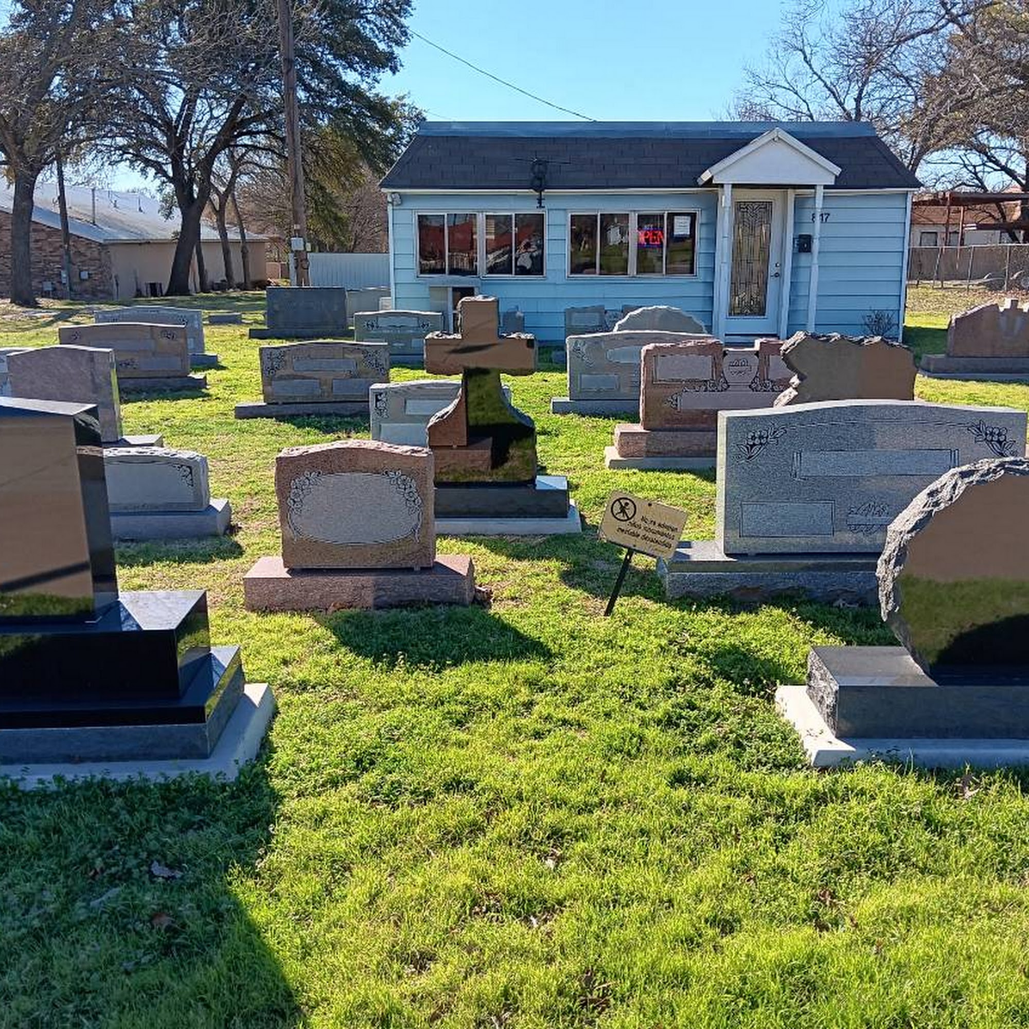 Griffin's Memorial Co. 817 N Main St, Cleburne Texas 76033