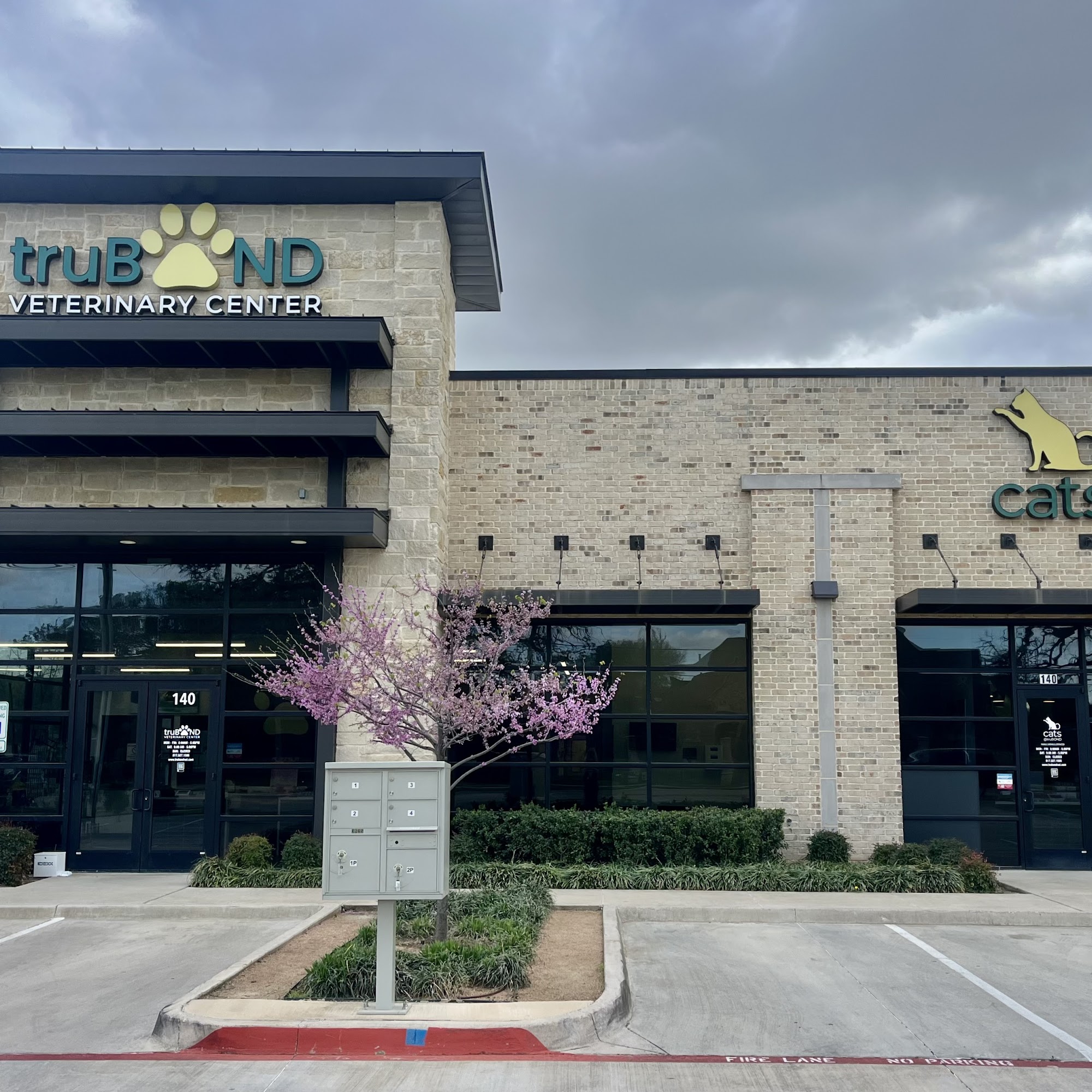 truBOND Veterinary Center Colleyville