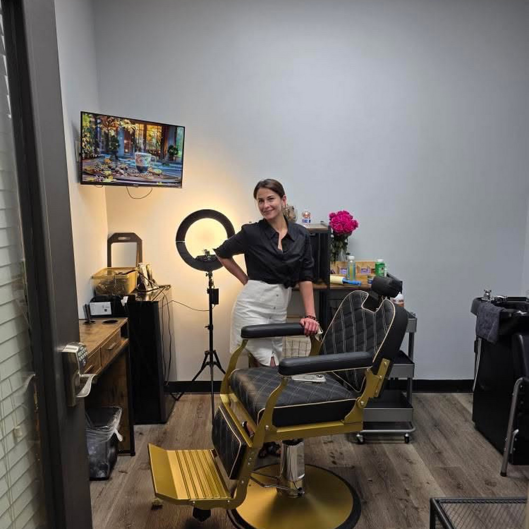 Velvet Barber ( inside of Delaney Salons) Inside of Delaney salons, 120 S Denton Tap Rd suite 305 Office 114, Coppell Texas 75019