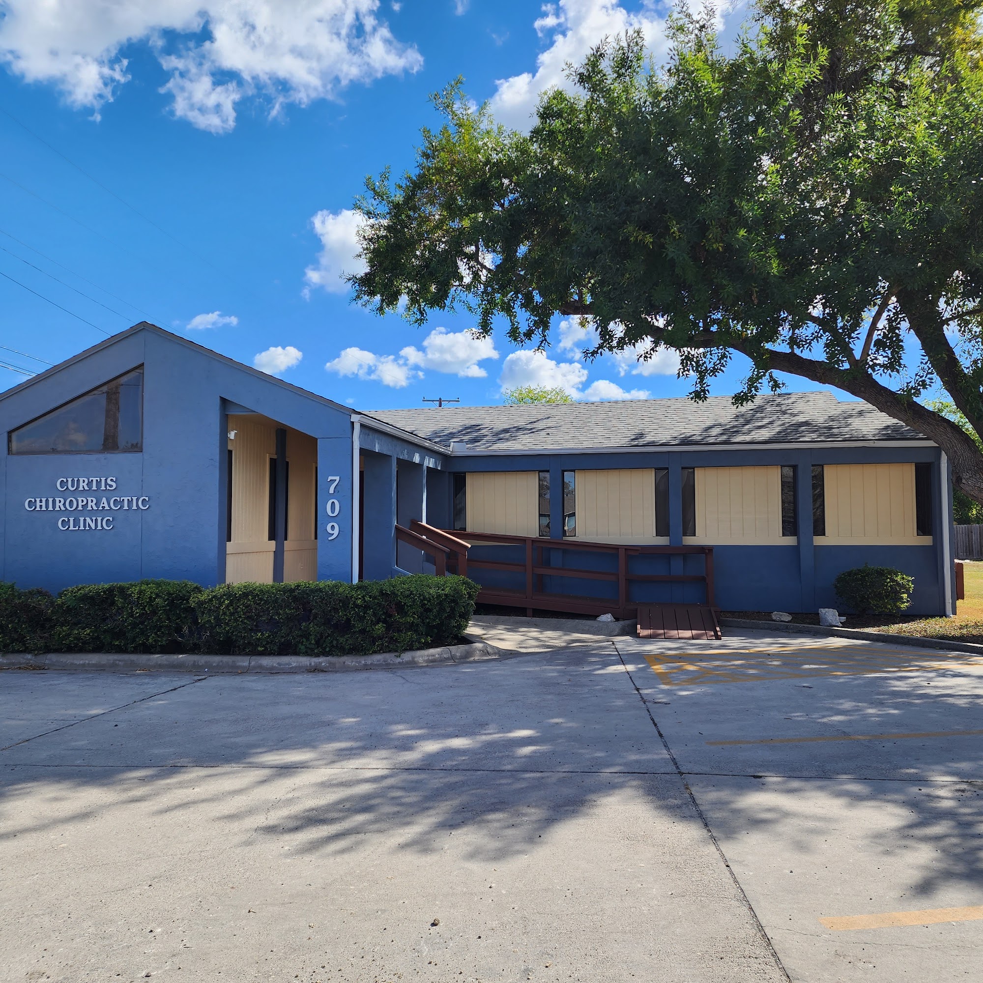 Curtis Chiropractic Clinic