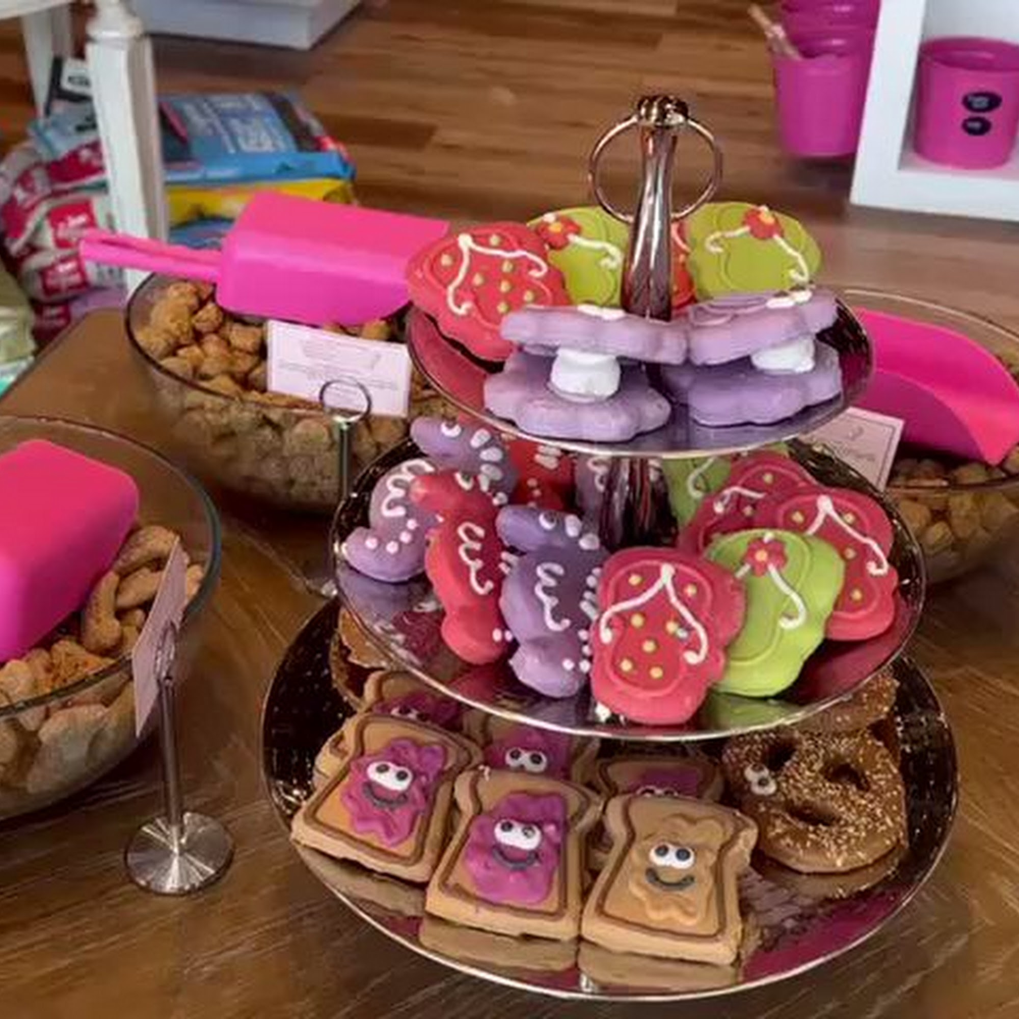 Woof Gang Bakery & Grooming Cypress