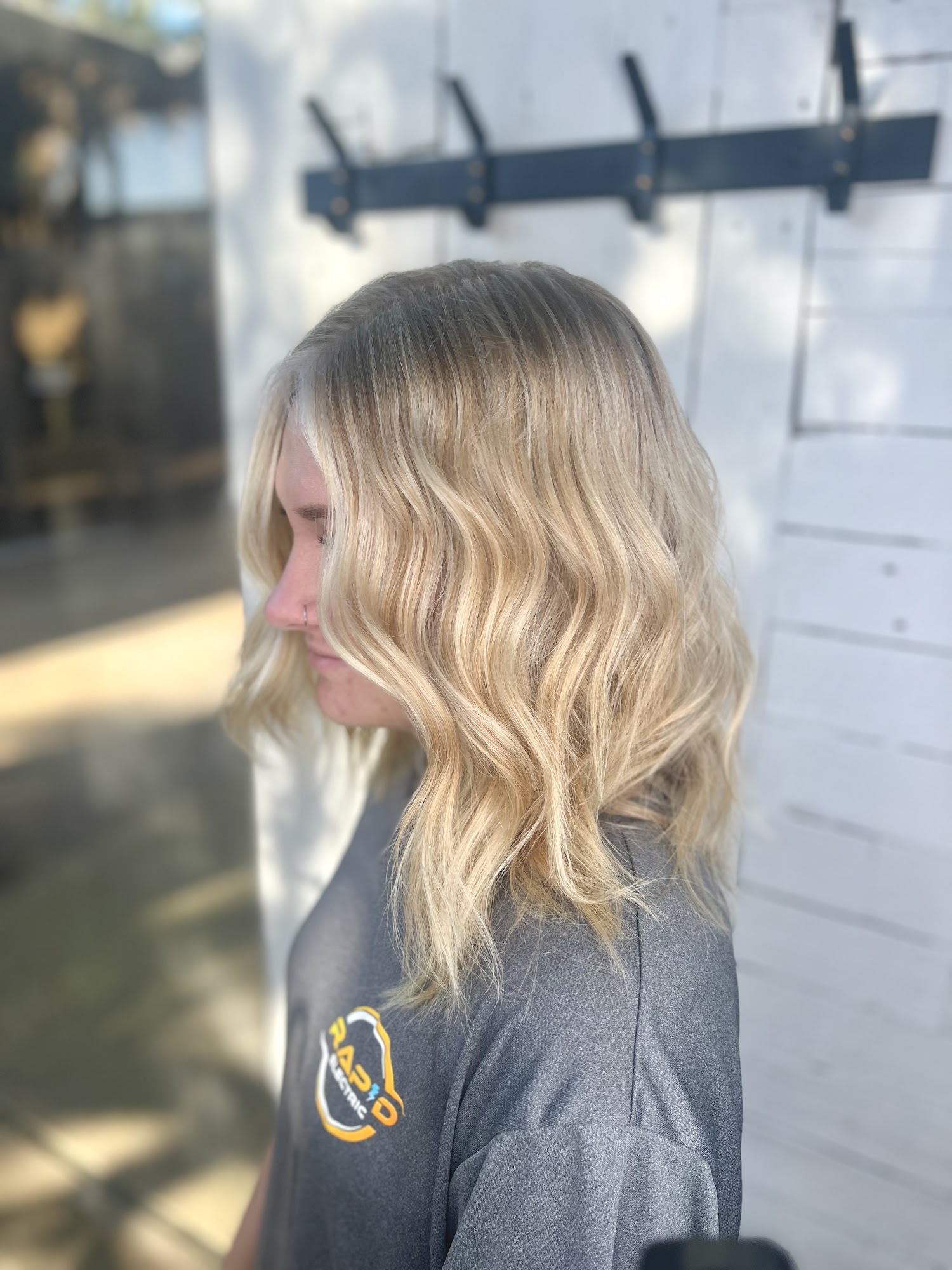 Makayla Lindly Hairstylist