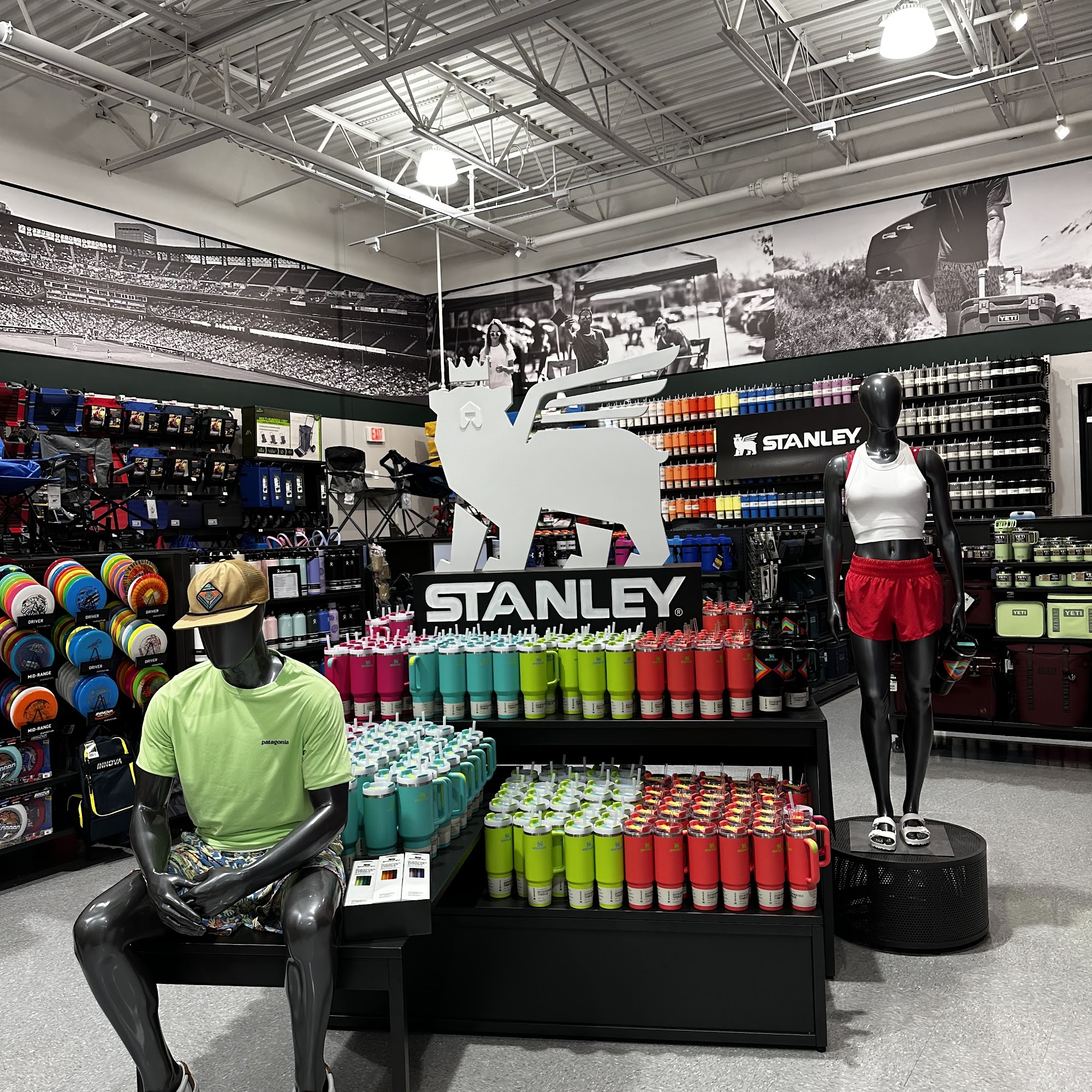 DICK'S Sporting Goods