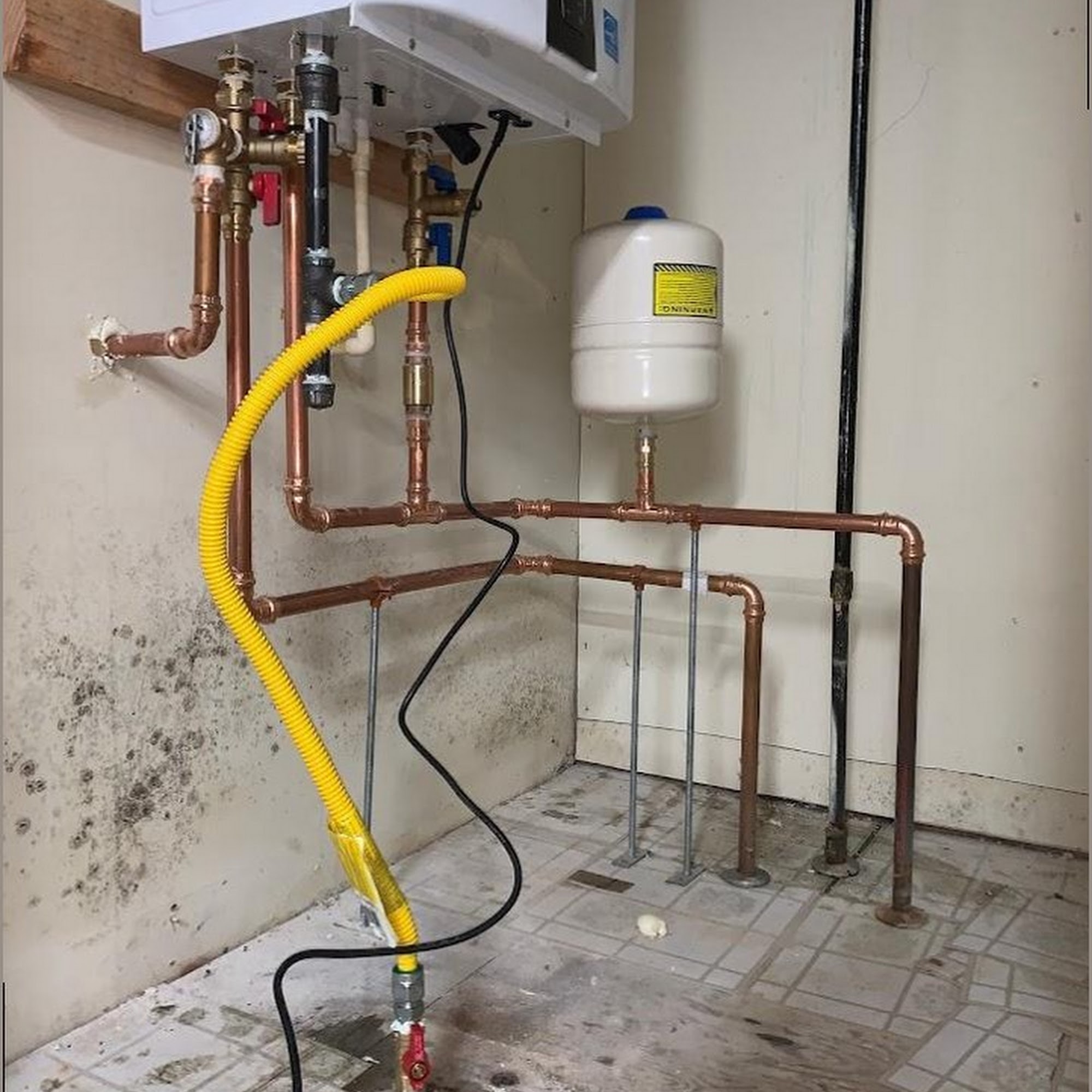 Javier & Sons Plumbers