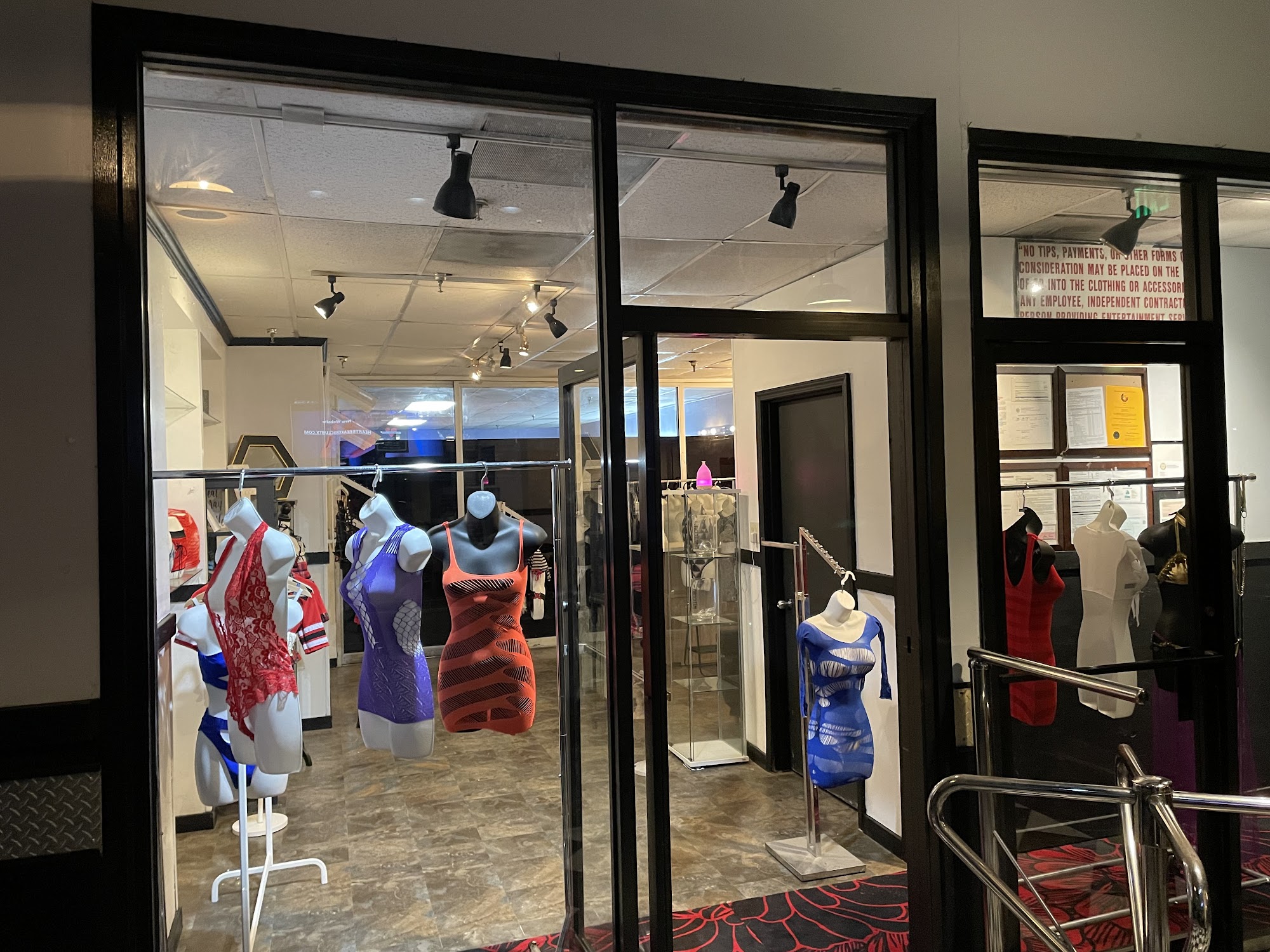 Hello Gorgeous Dickinson