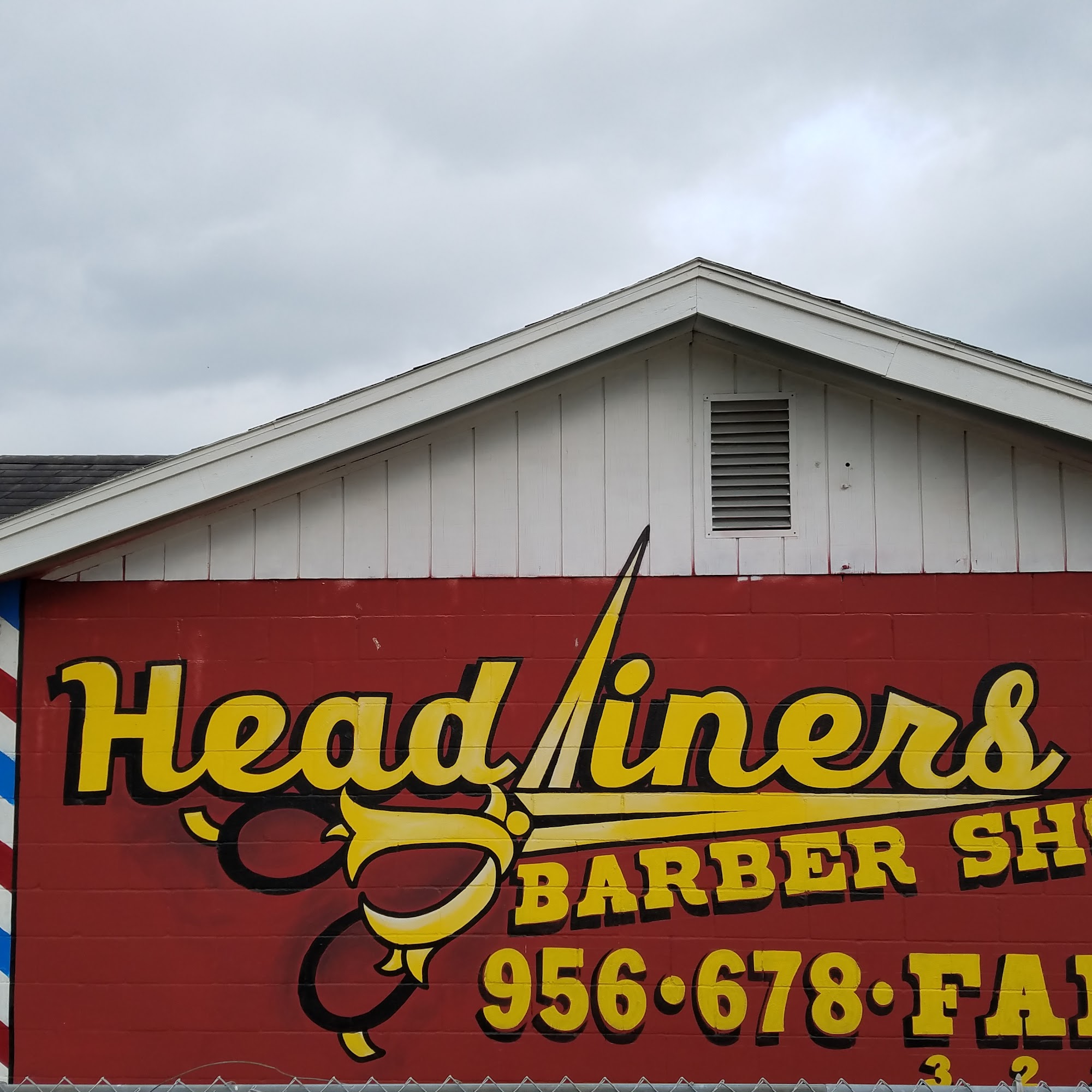 Headliners Barbershop 655 US-83 BUS, Donna Texas 78537
