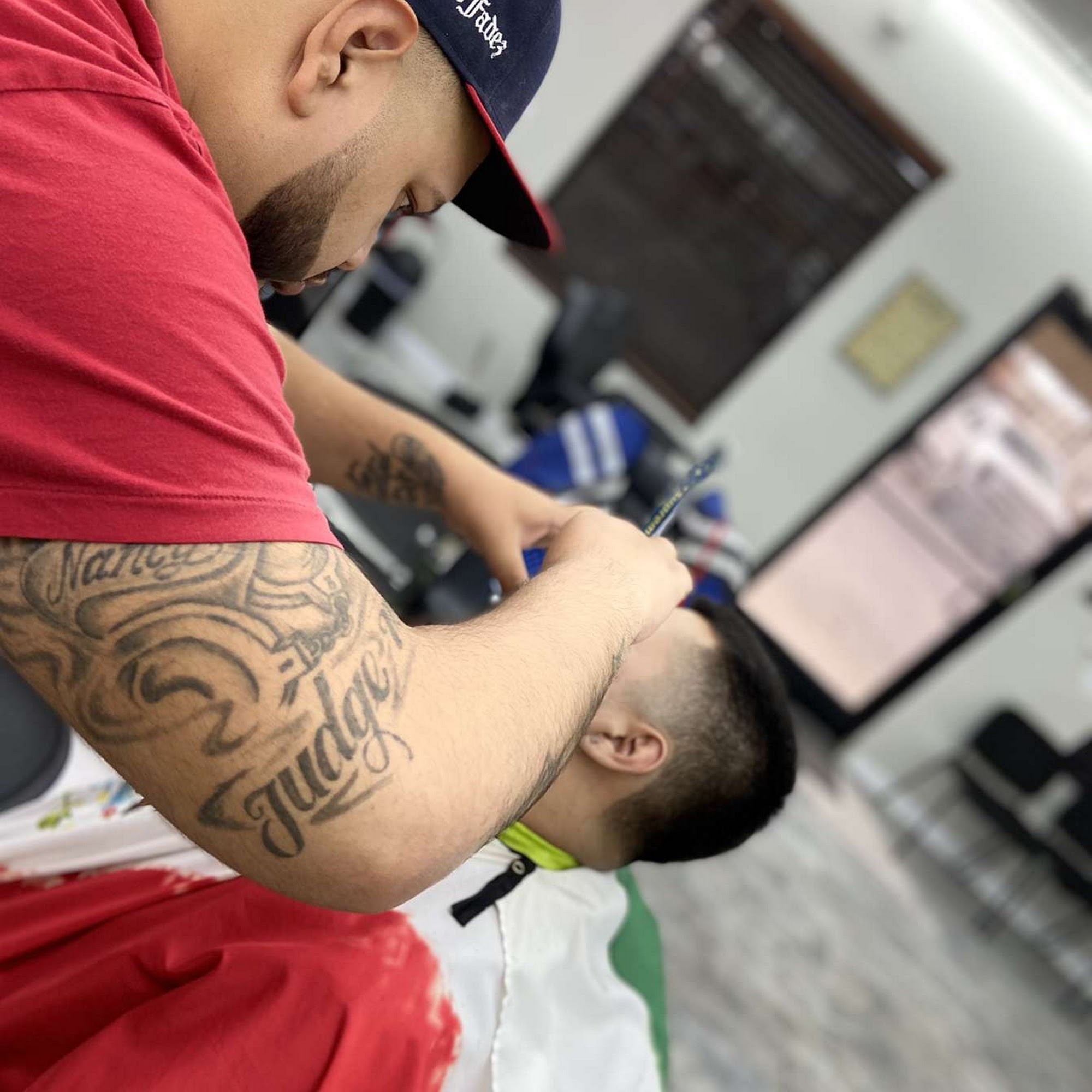 Wess Fade Em UP 2907 El Indio Hwy Suite #1, Eagle Pass Texas 78852