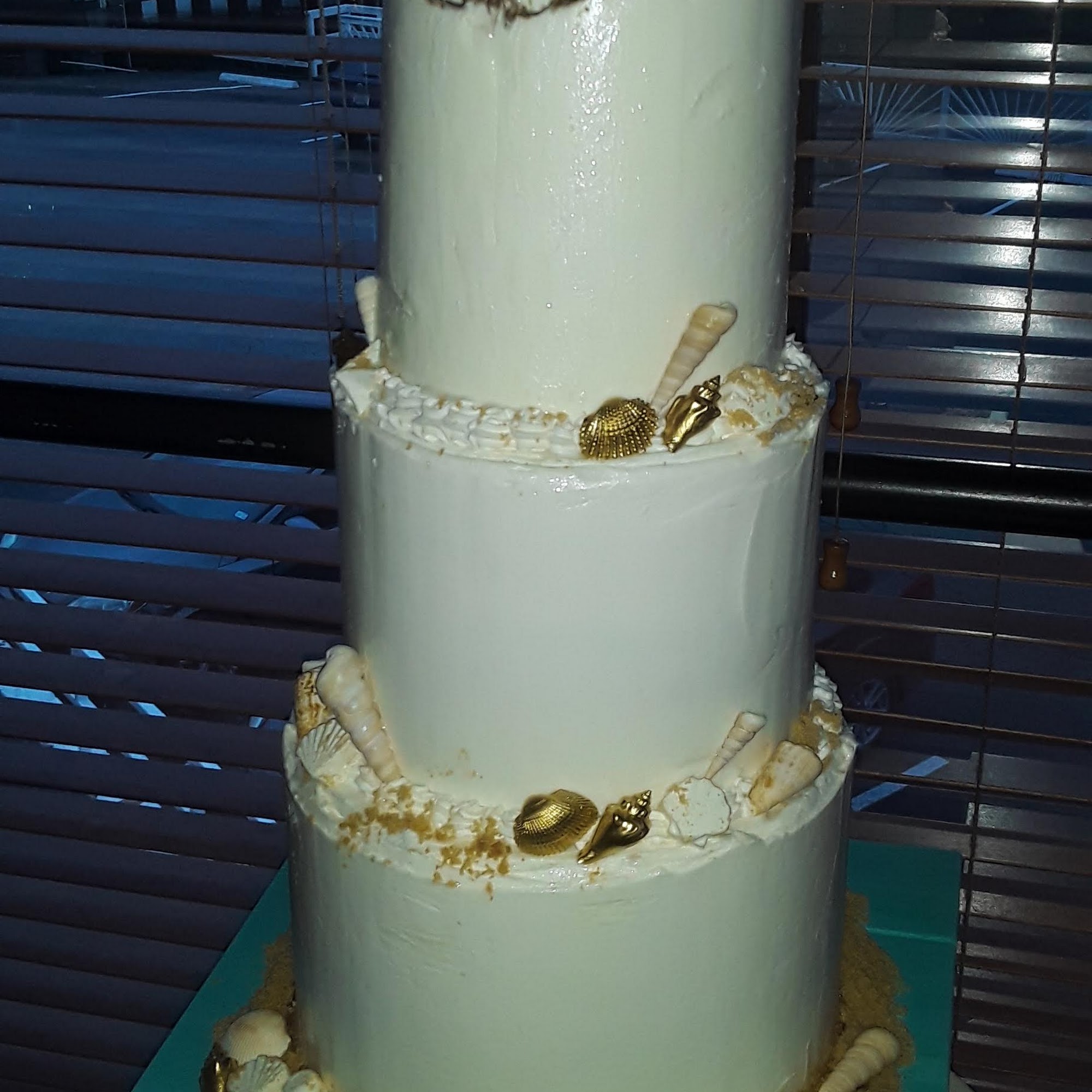 Chelsea Wine Bar El Lago