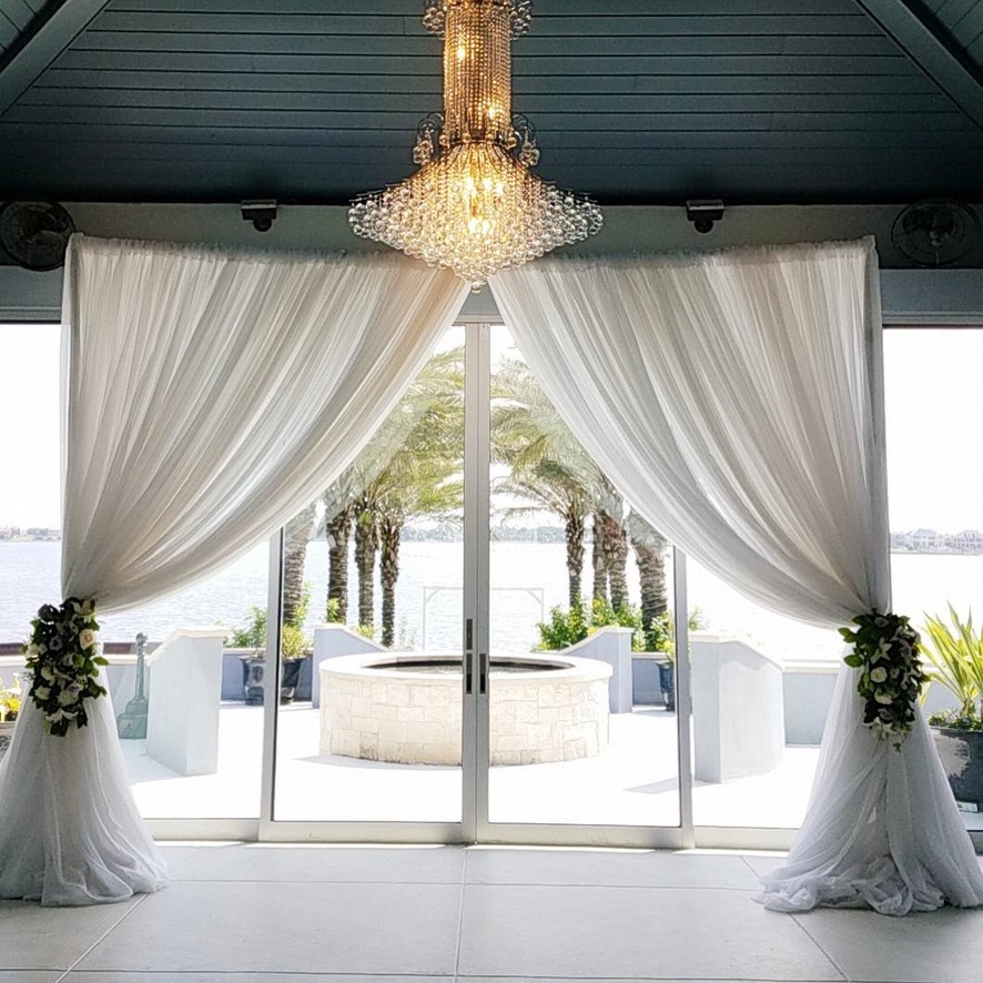 The Bay Patio El Lago