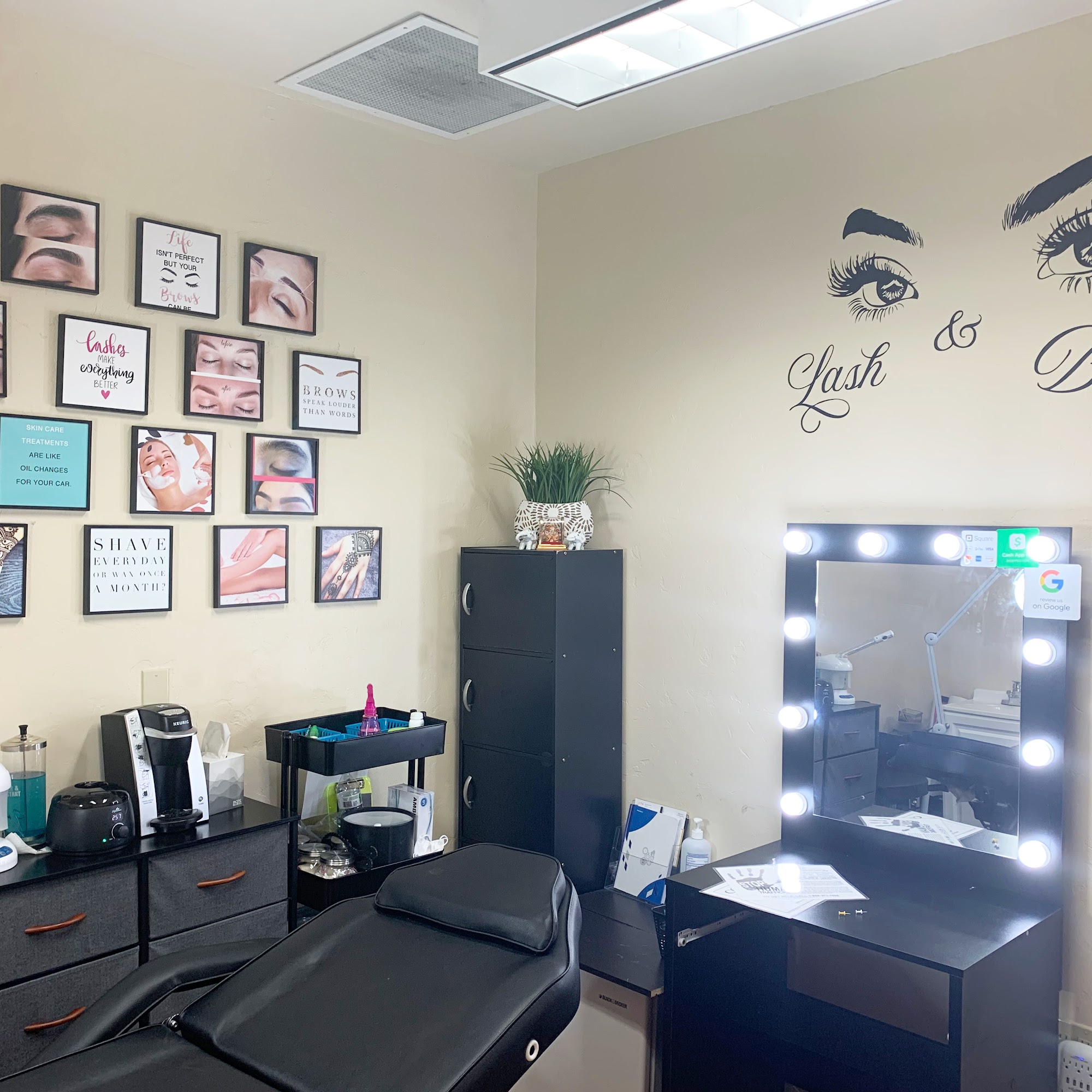 Unique eyebrow Threading