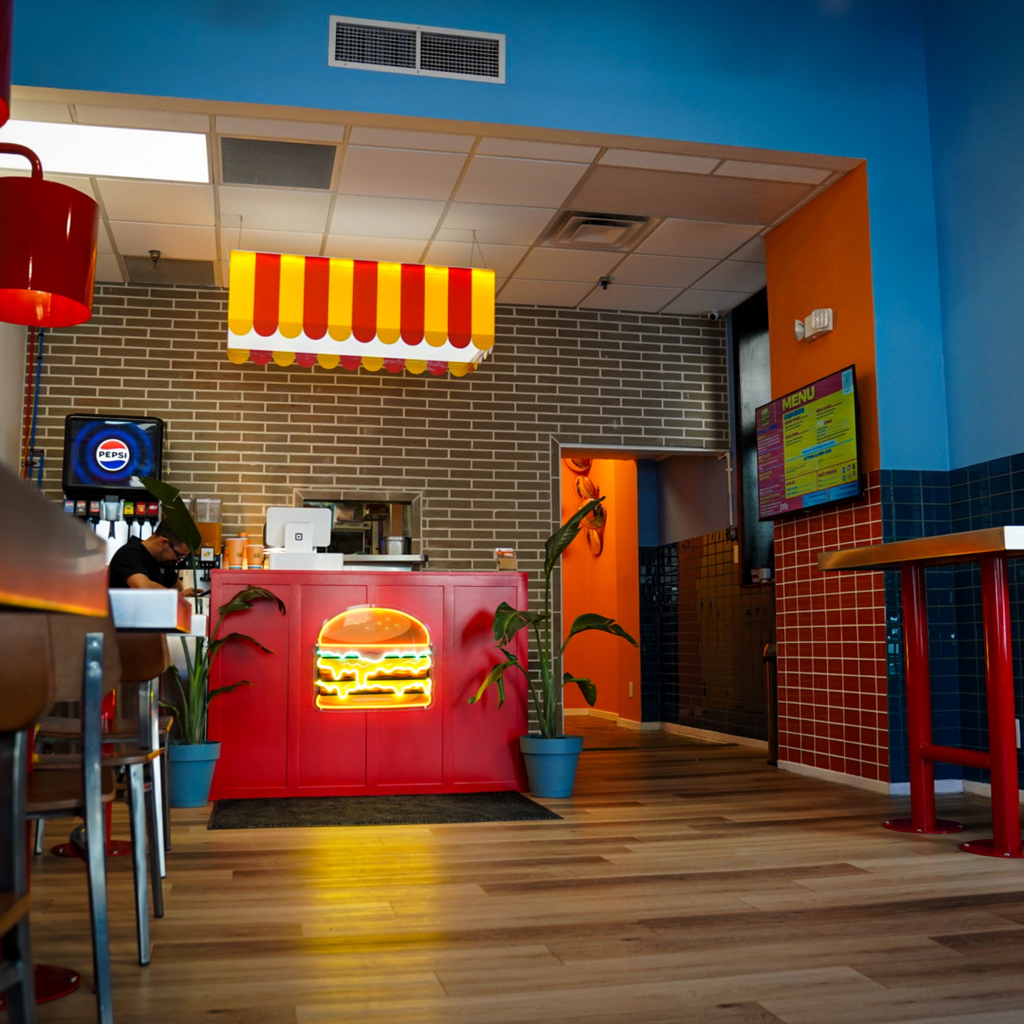 Burger Downtown 209 E Mills Ave, El Paso