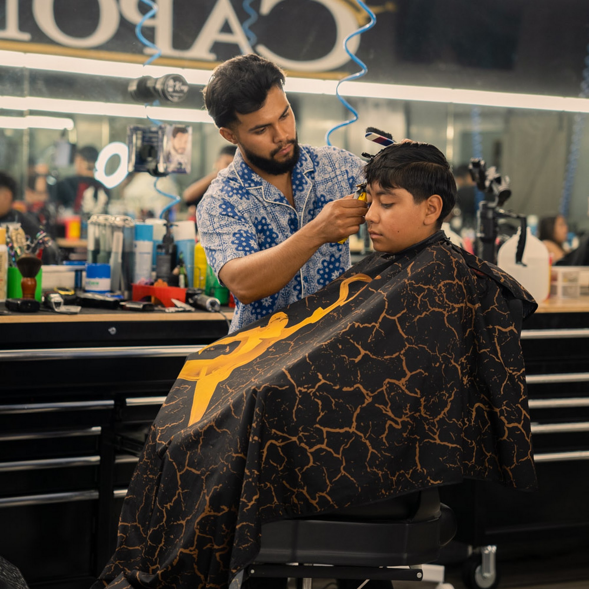 Capones barbershop Nortloop 8829 N Loop Dr suite 402, El Paso Texas 79907